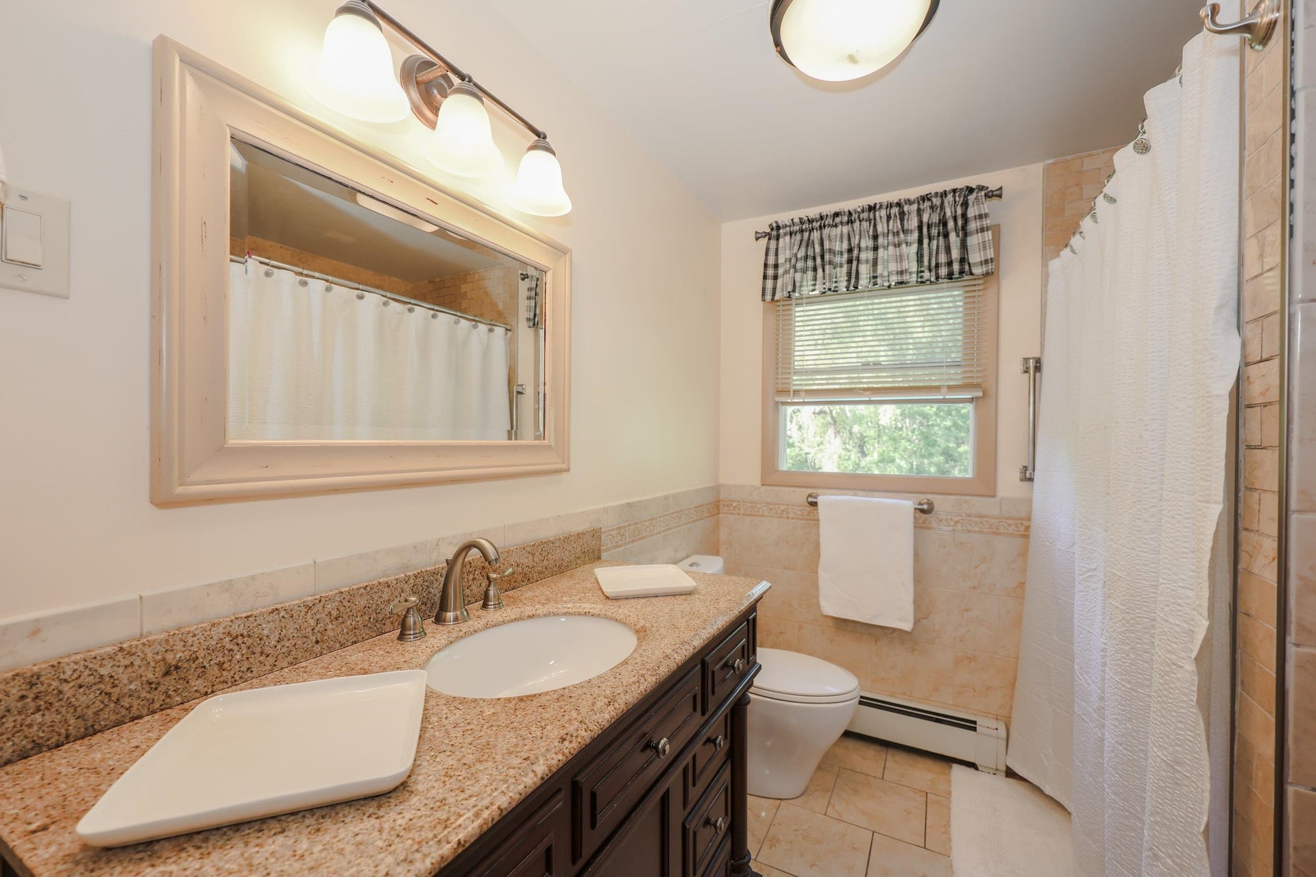 64 N MAIN Street, Salem, NH 03079