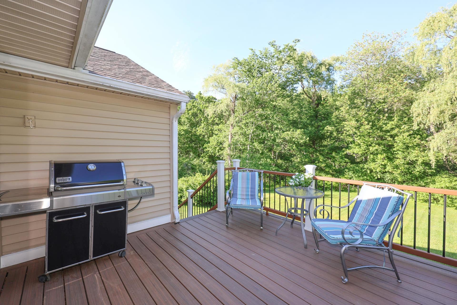 64 N MAIN Street, Salem, NH 03079