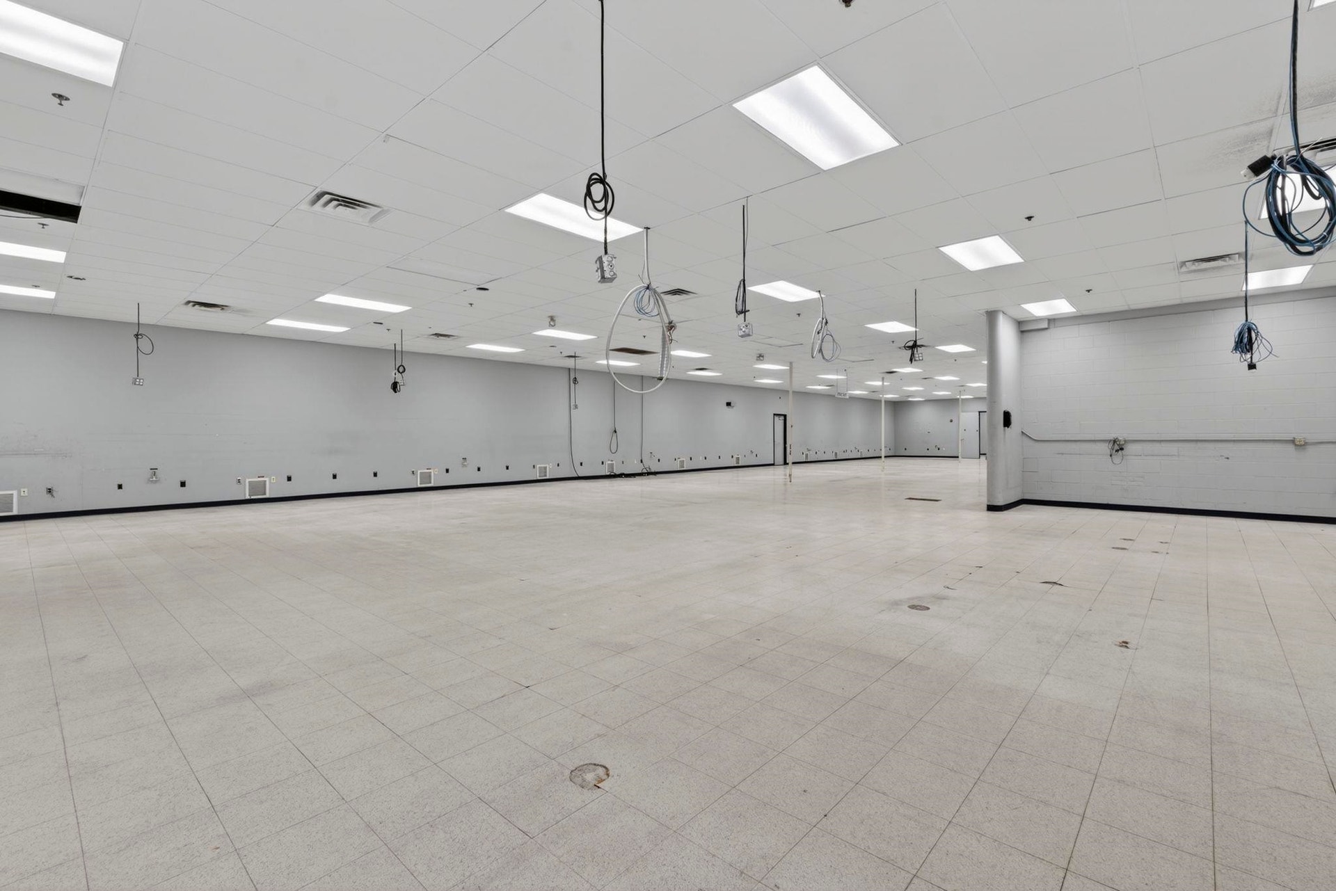 645 Harvey, #Unit 9, Manchester, NH 03103