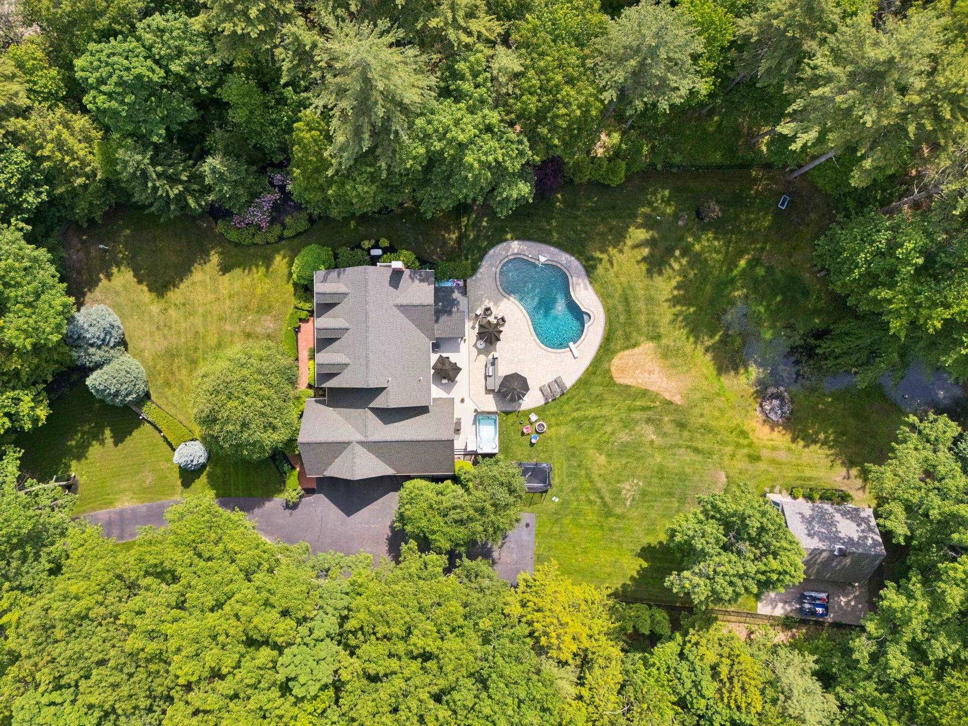49 Sleepy Hollow Drive, Greenland, NH 03840