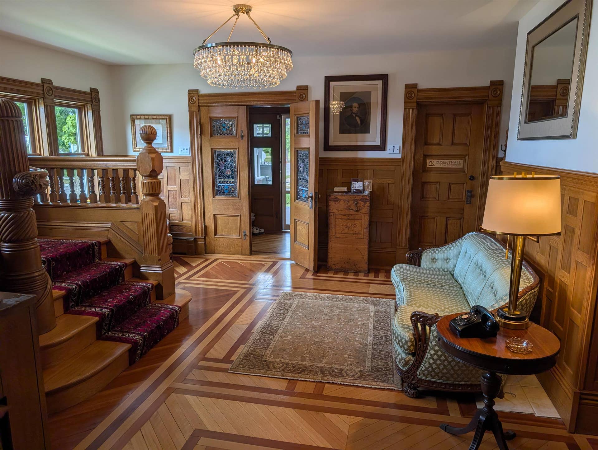 84 Bay, Manchester, NH 03104