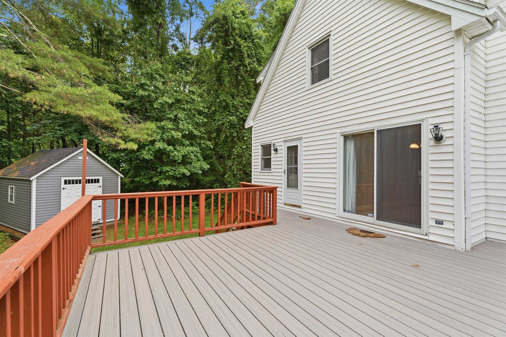 Shared Deck