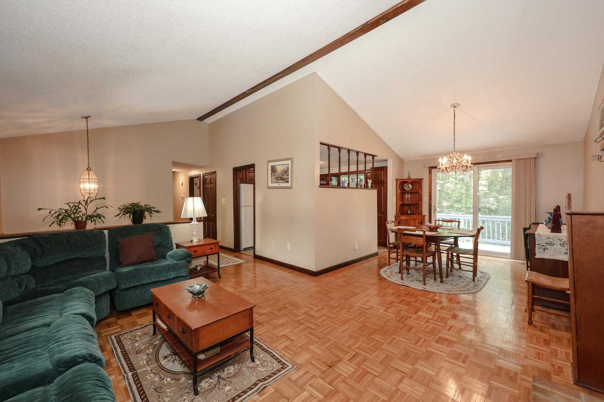 65 Shannon Road, Salem, NH 03079