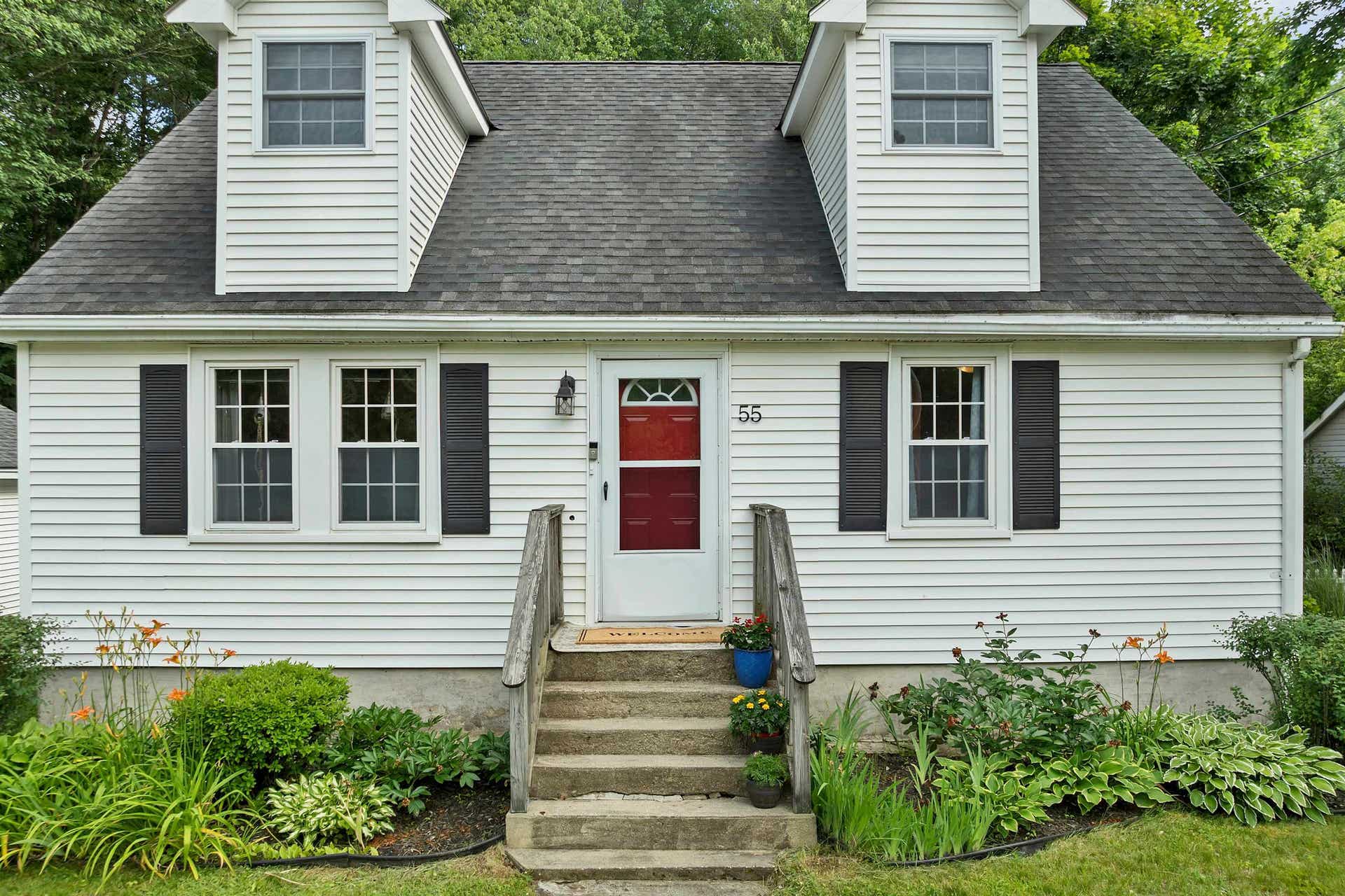55 School Street, Salem, NH 03079