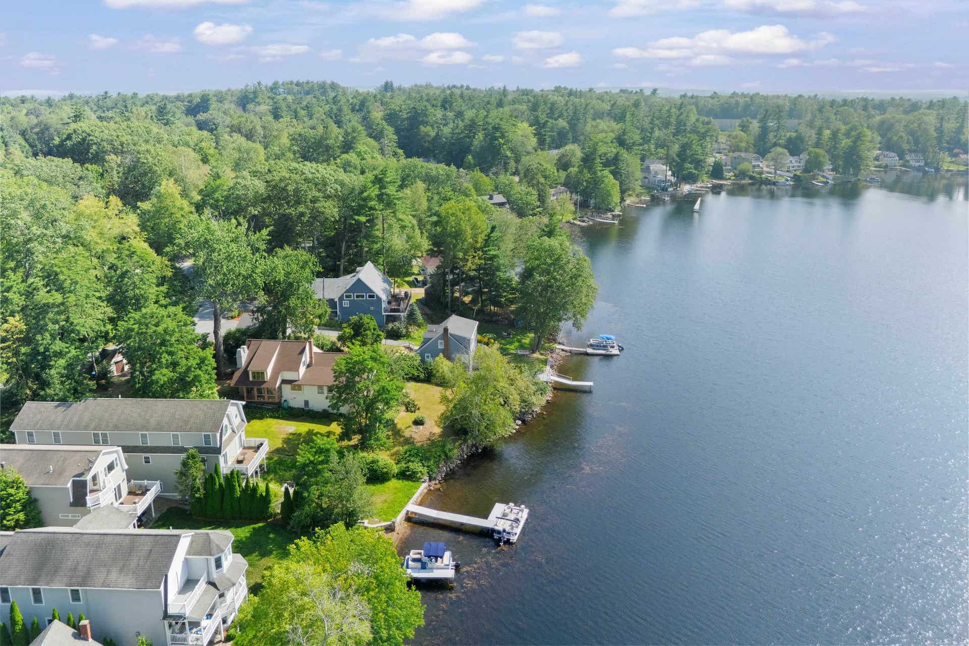 21 Goodridge Avenue, Salem, NH 03079
