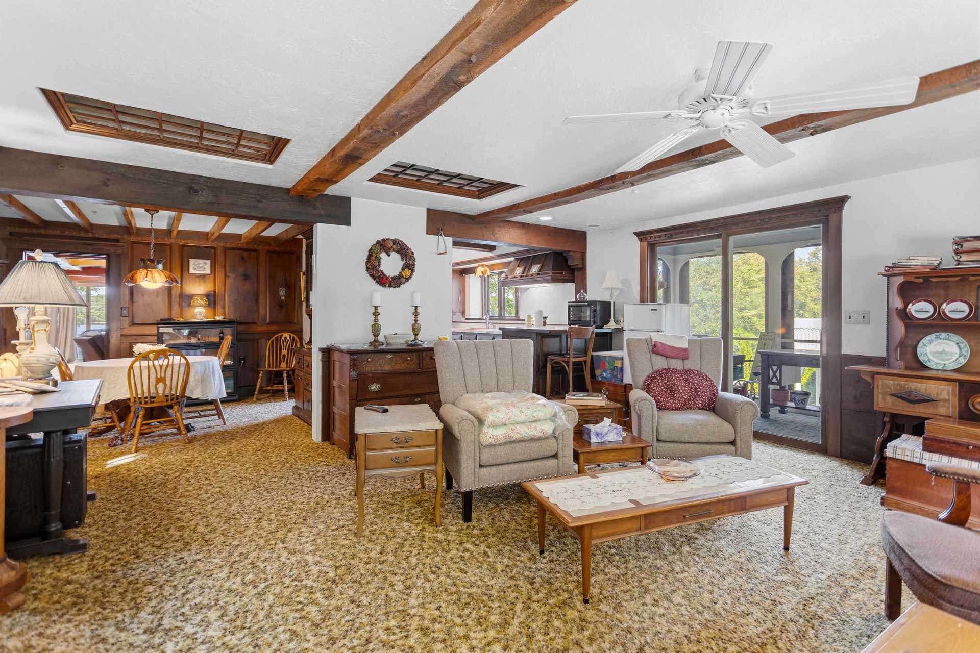 21 Goodridge Avenue, Salem, NH 03079