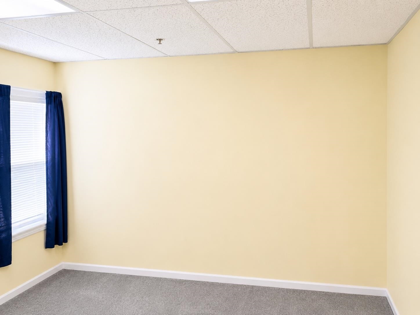 50 Nashua, #Suite 302, Unit 3, Londonderry, NH 03053