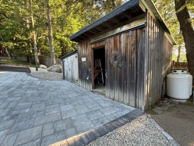 75 Winter Road, Weare, NH 03281