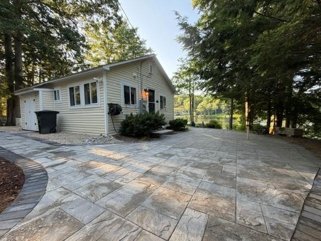 75 Winter Road, Weare, NH 03281