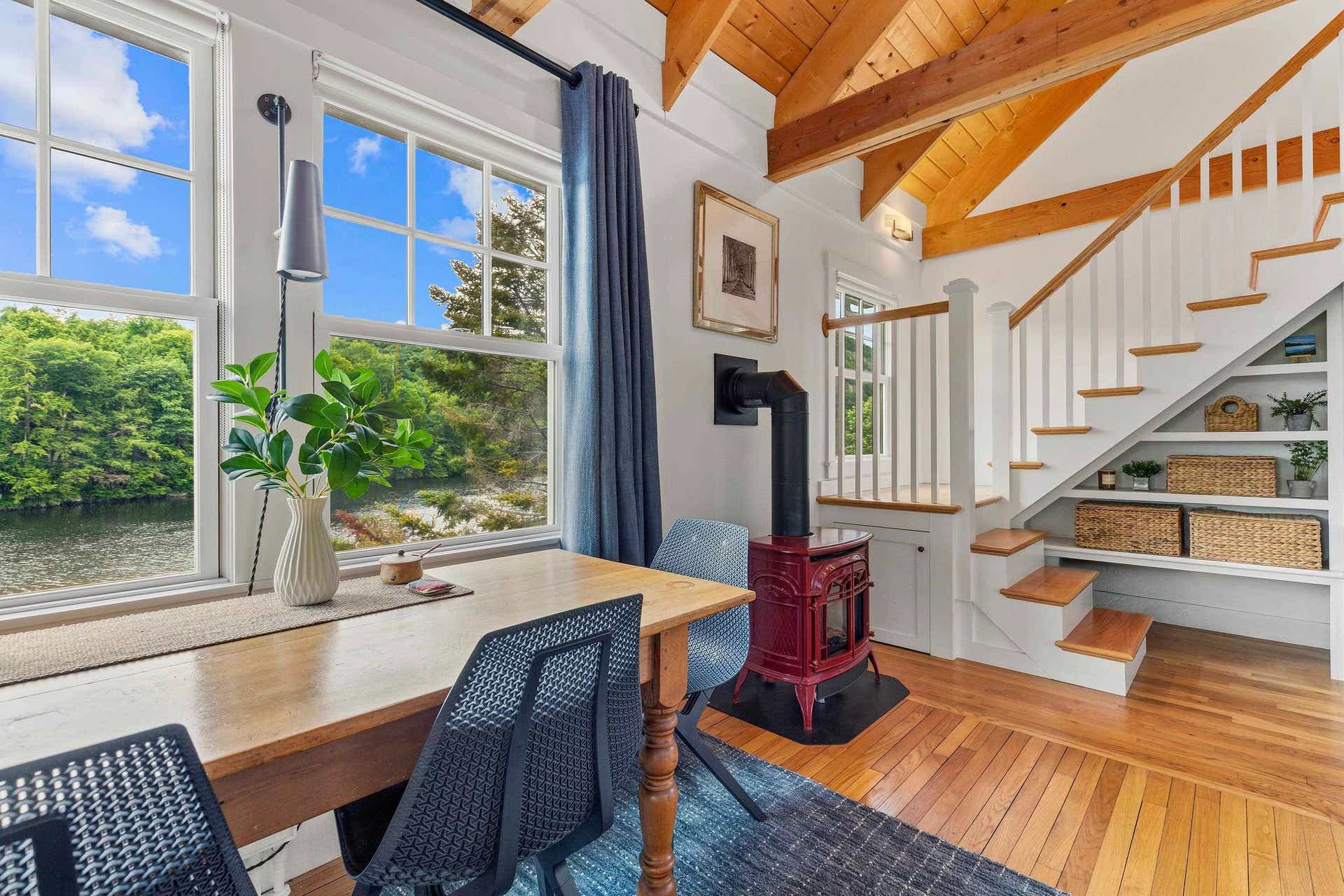 31 & 37 River Cottage Lane, Orford, NH 03777