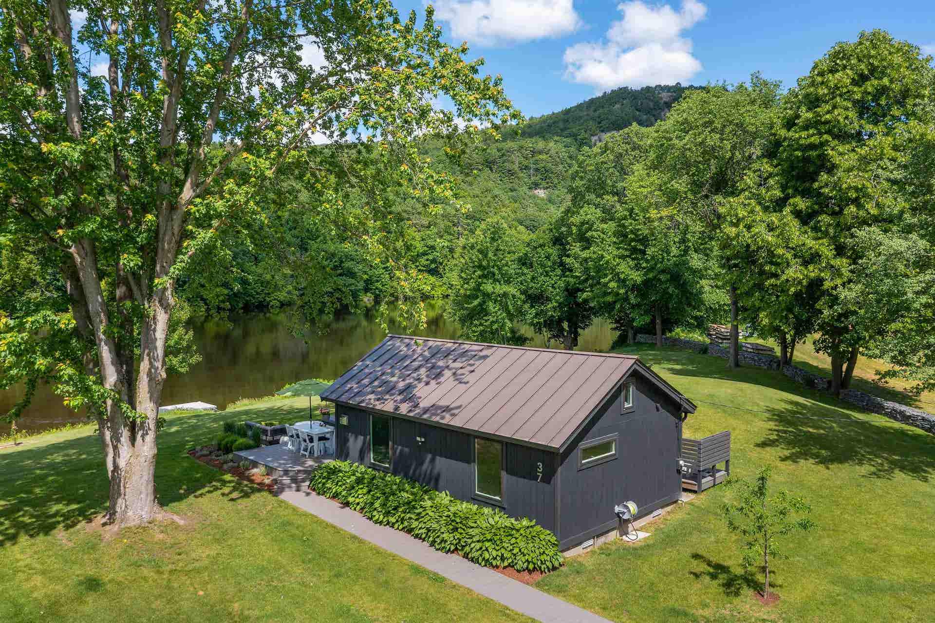 31 & 37 River Cottage Lane, Orford, NH 03777