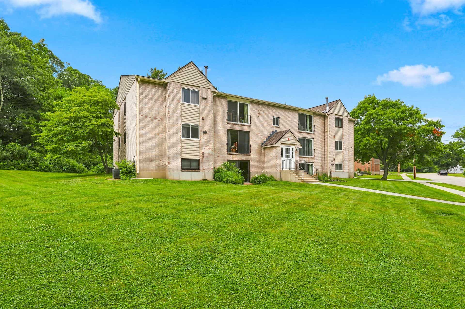 3 Brookside Drive, #3, Exeter, NH 03833