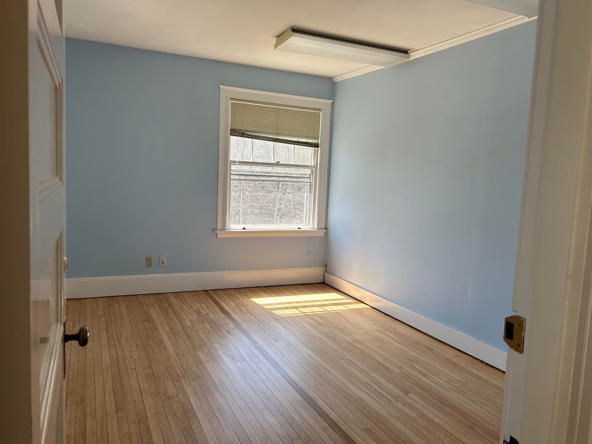 15 Union, Milford, NH 03055