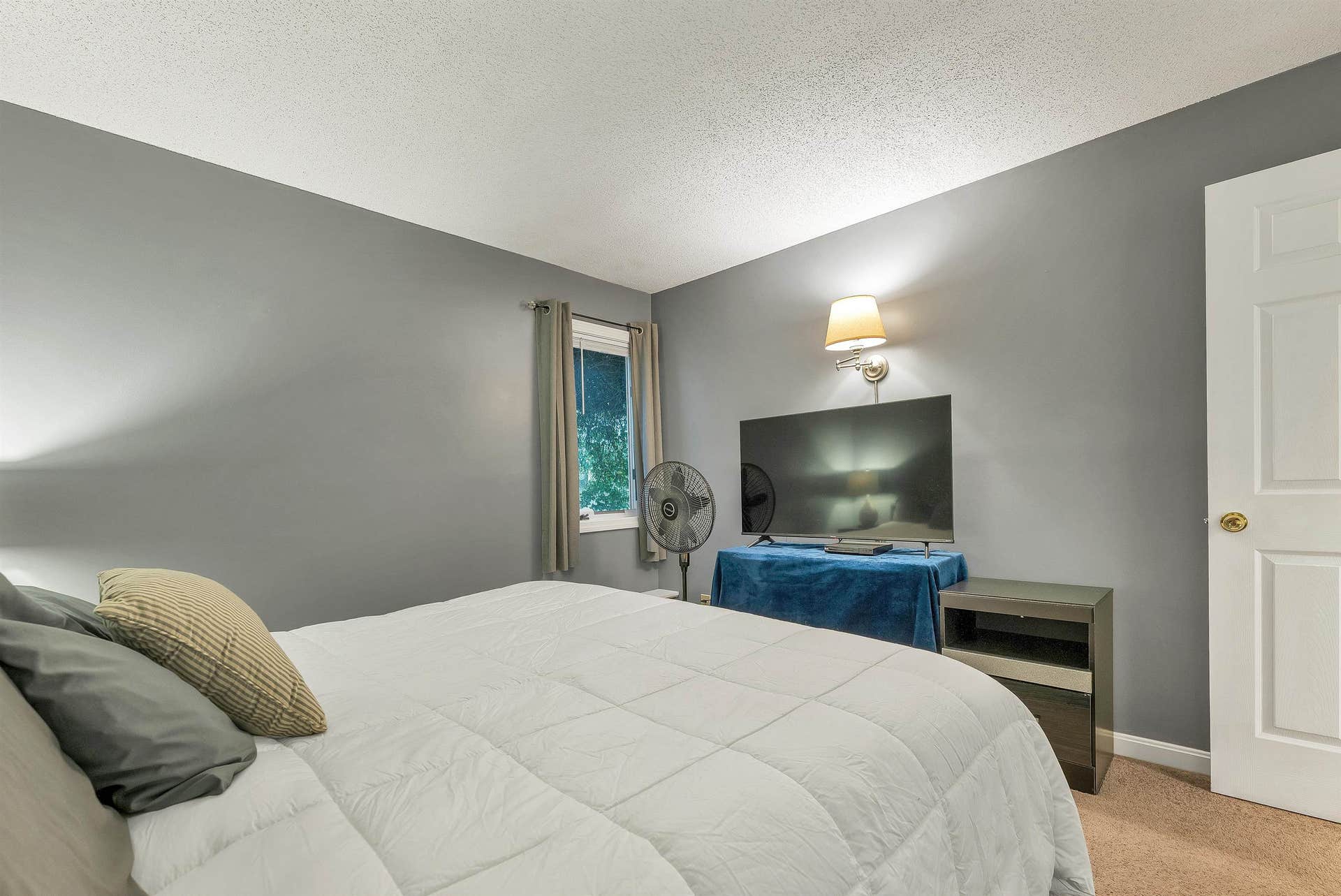 918 North Main Street, #1, Laconia, NH 03246