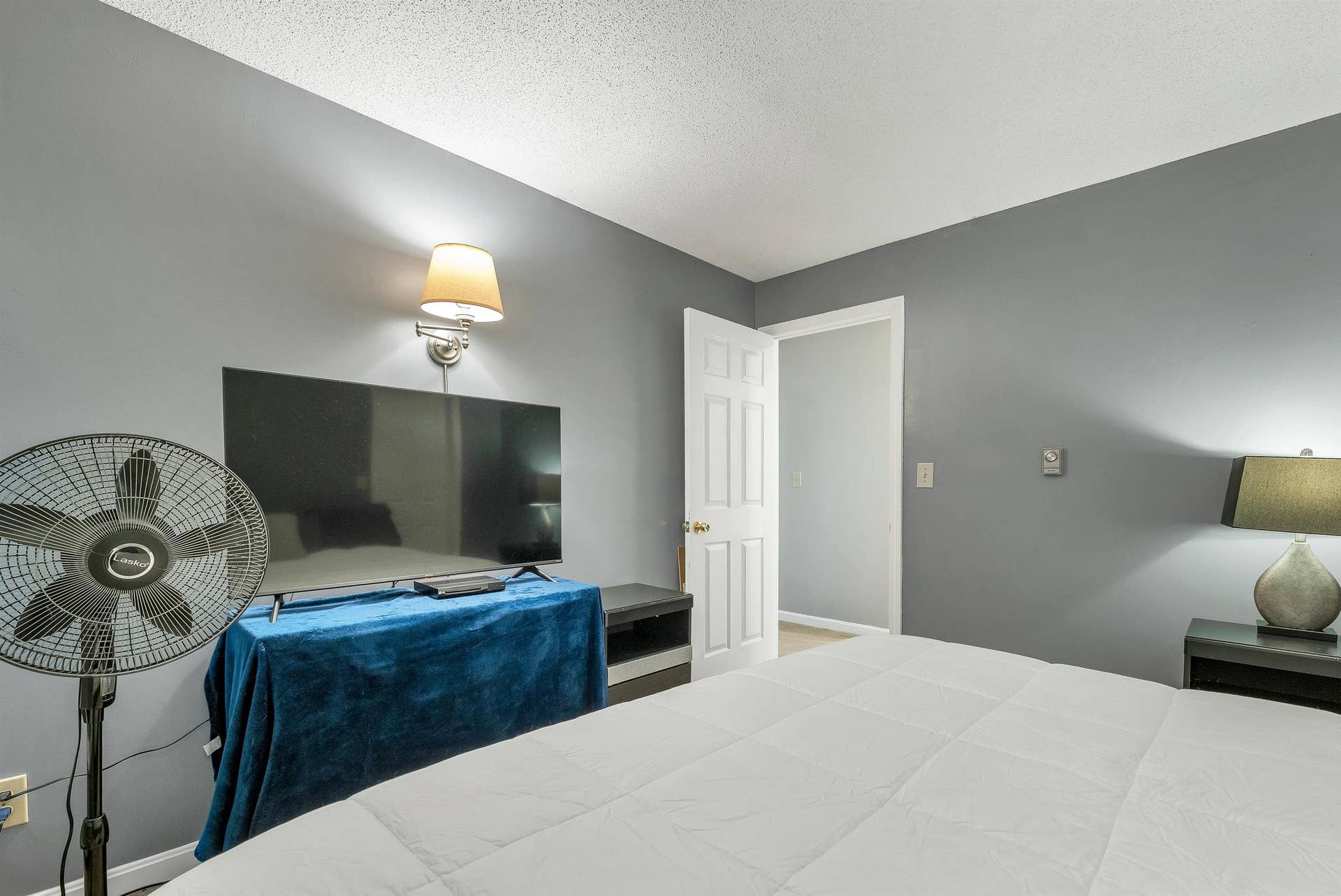 918 North Main Street, #1, Laconia, NH 03246