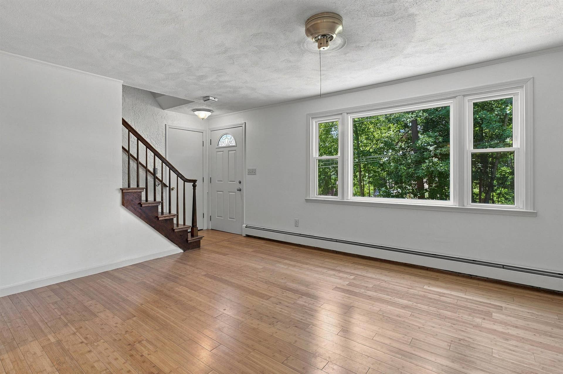 24 Julie Avenue, Salem, NH 03079