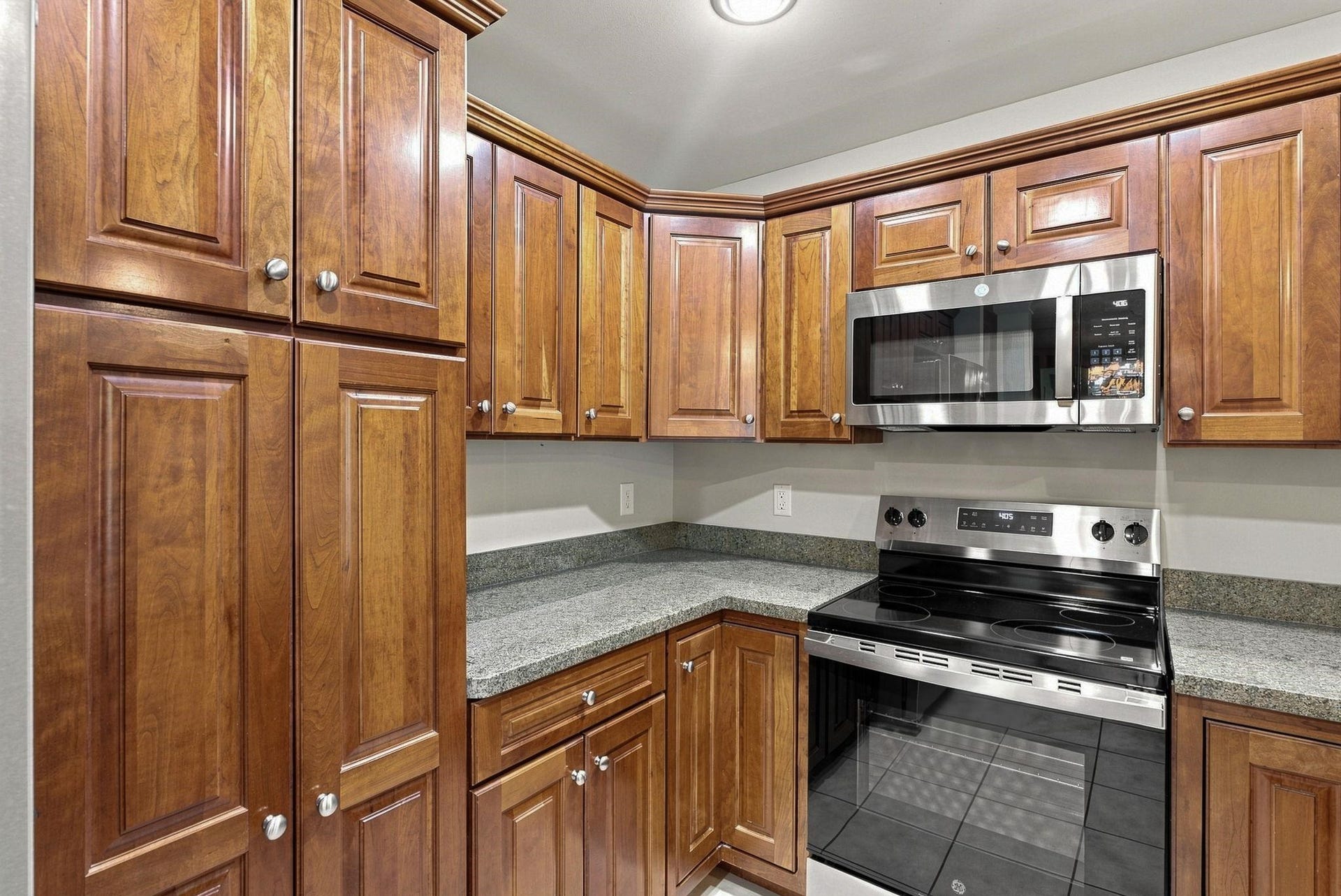 5 Sally Sweets Way, #329, Salem, NH 03079