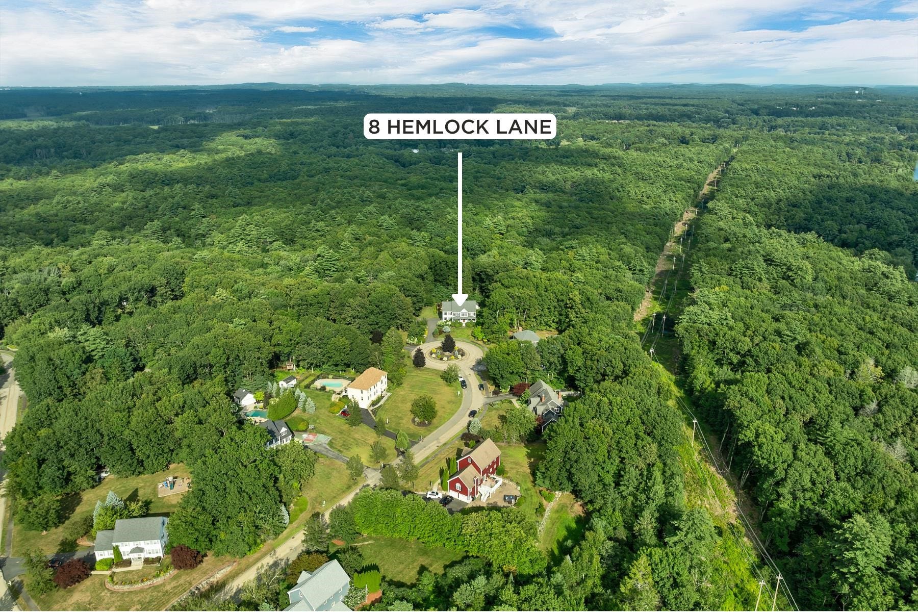 8 Hemlock Lane, Groveland, MA 01834