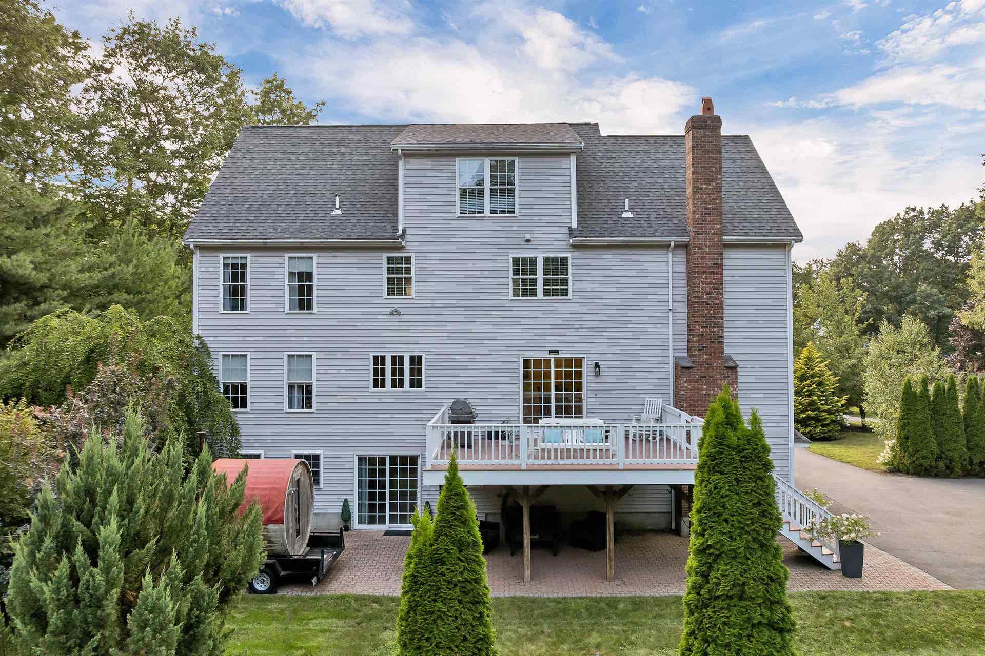 8 Hemlock Lane, Groveland, MA 01834