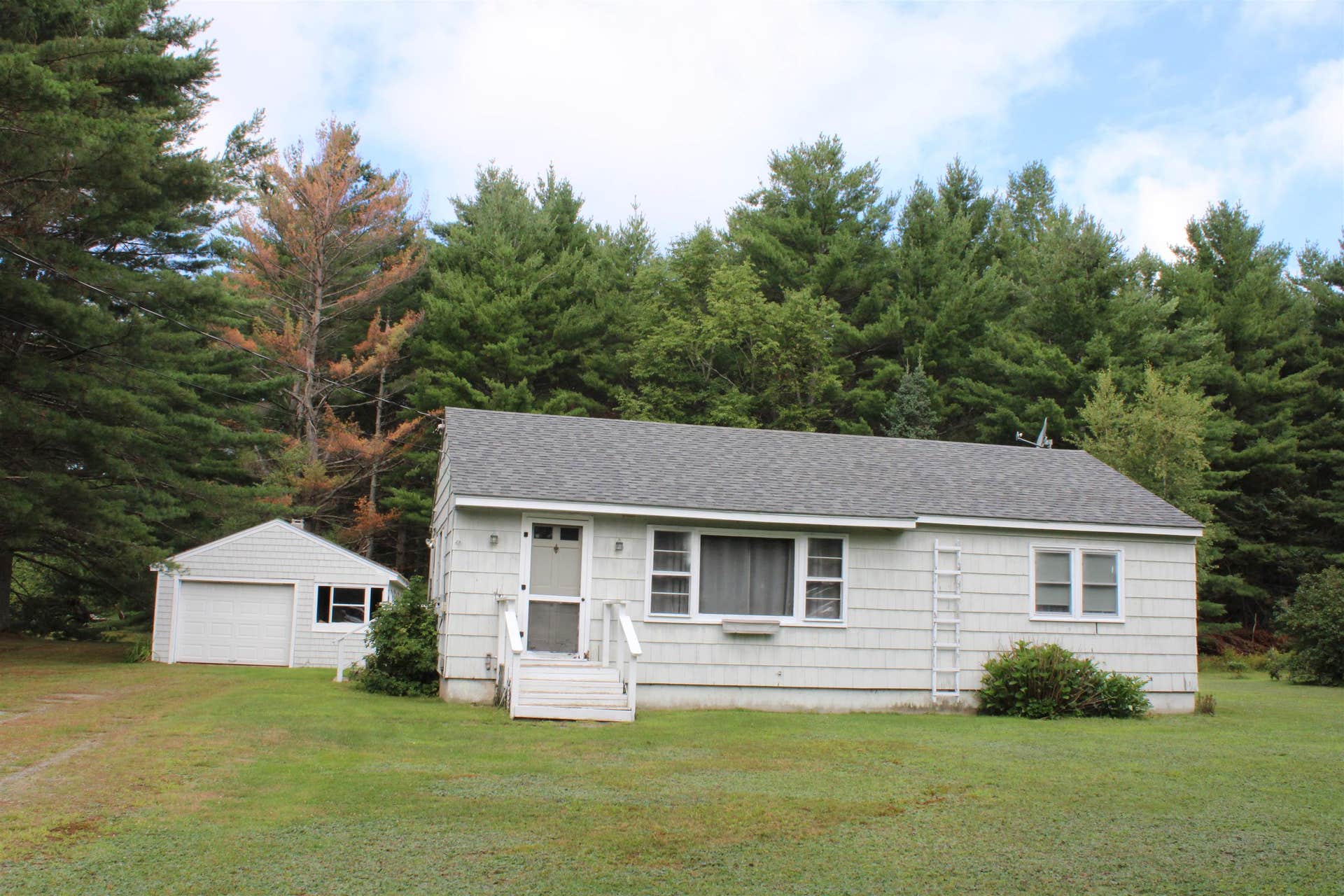189 Parker Road, Carroll, NH 03595