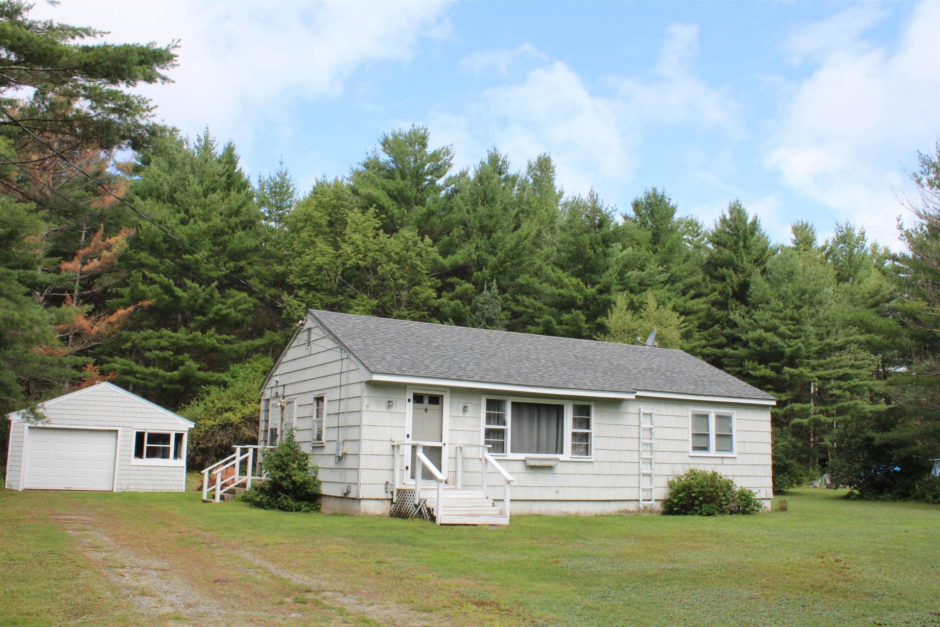 189 Parker Road, Carroll, NH 03595
