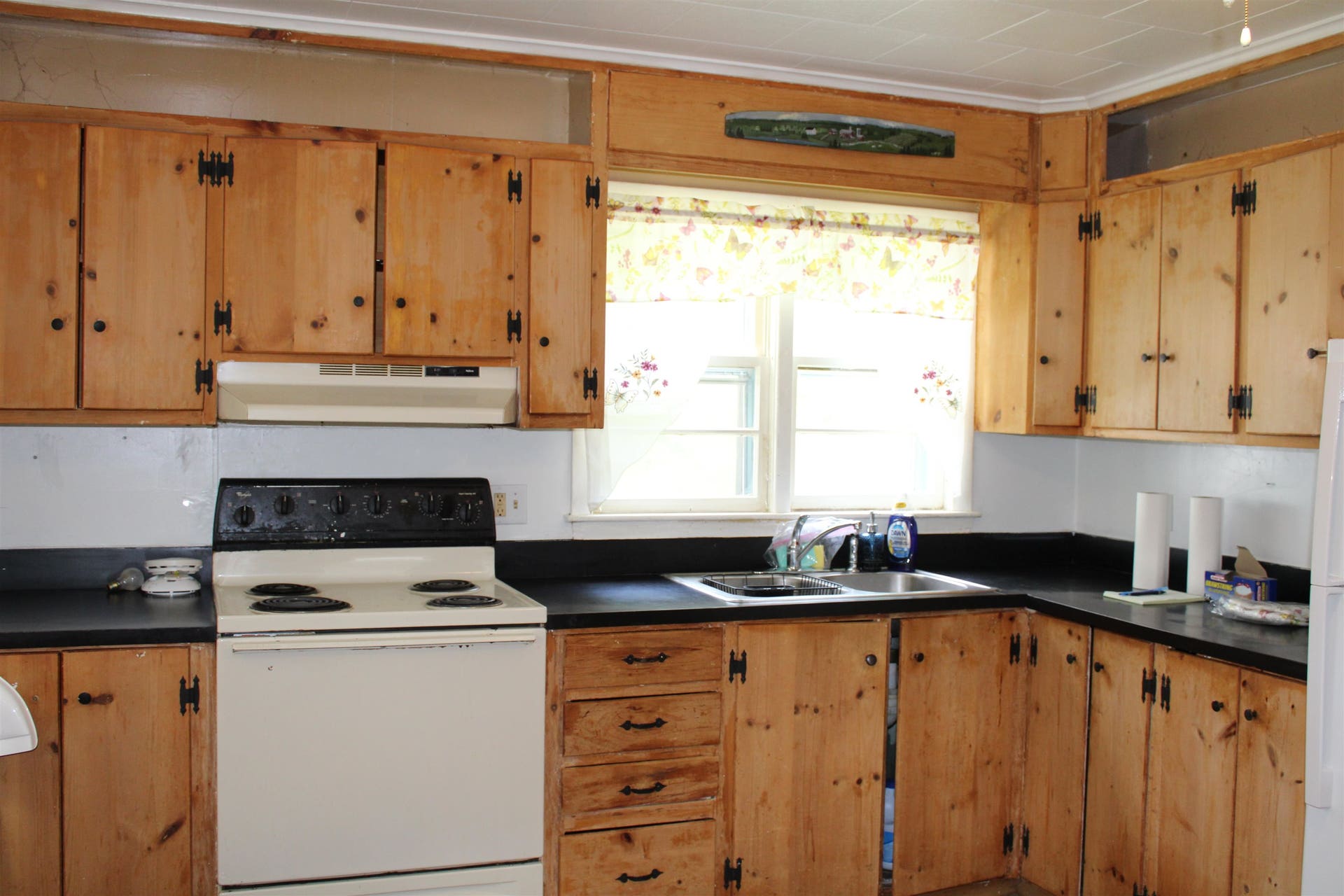 189 Parker Road, Carroll, NH 03595