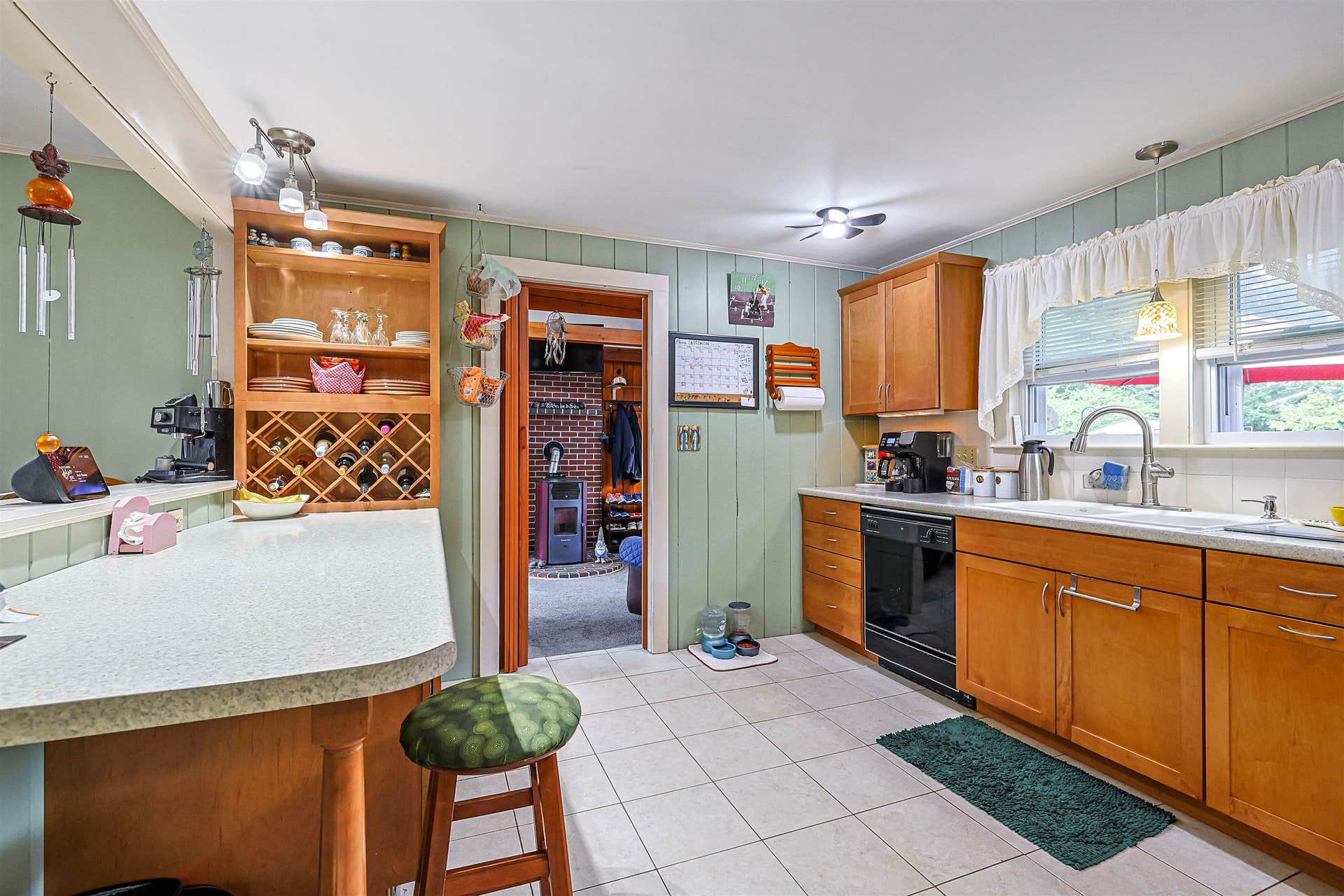 360 High Street, Hampton, NH 03842
