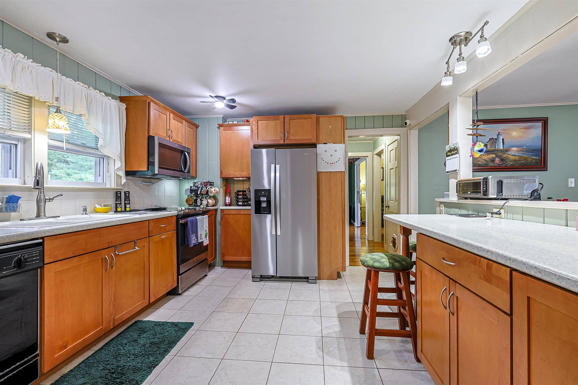 360 High Street, Hampton, NH 03842