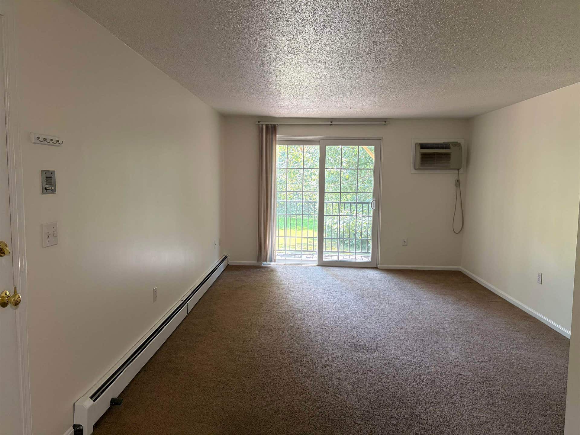 2108 White Cedar Boulevard, Portsmouth, NH 03801