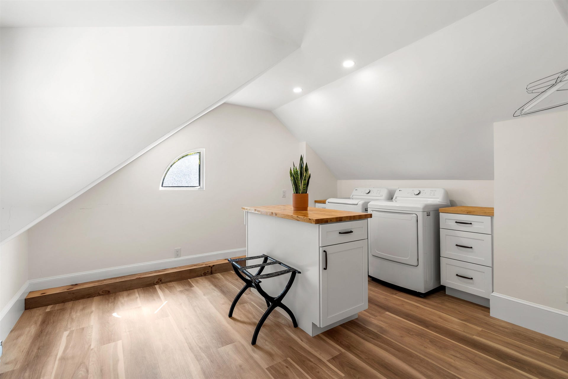 153 Atlantic Avenue, North Hampton, NH 03862