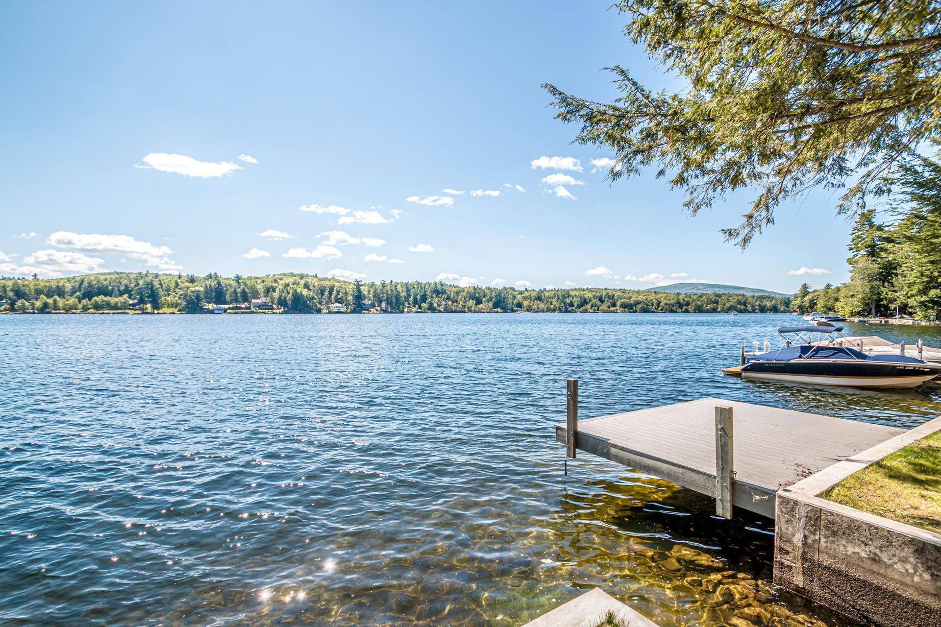 60 N Roberts Cove Road, Wakefield, NH 03872