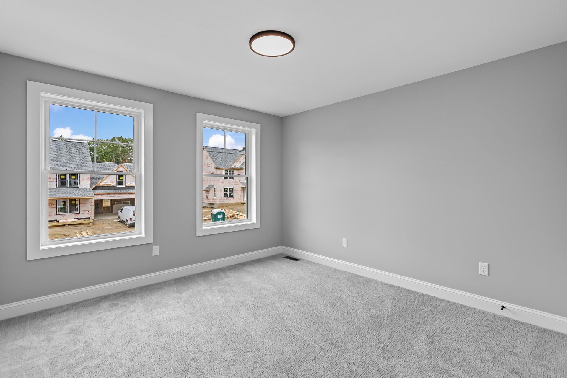 3 Cortland Street, Hooksett, NH 03106