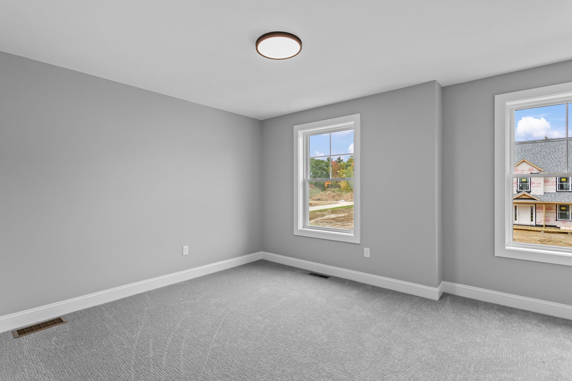3 Cortland Street, Hooksett, NH 03106