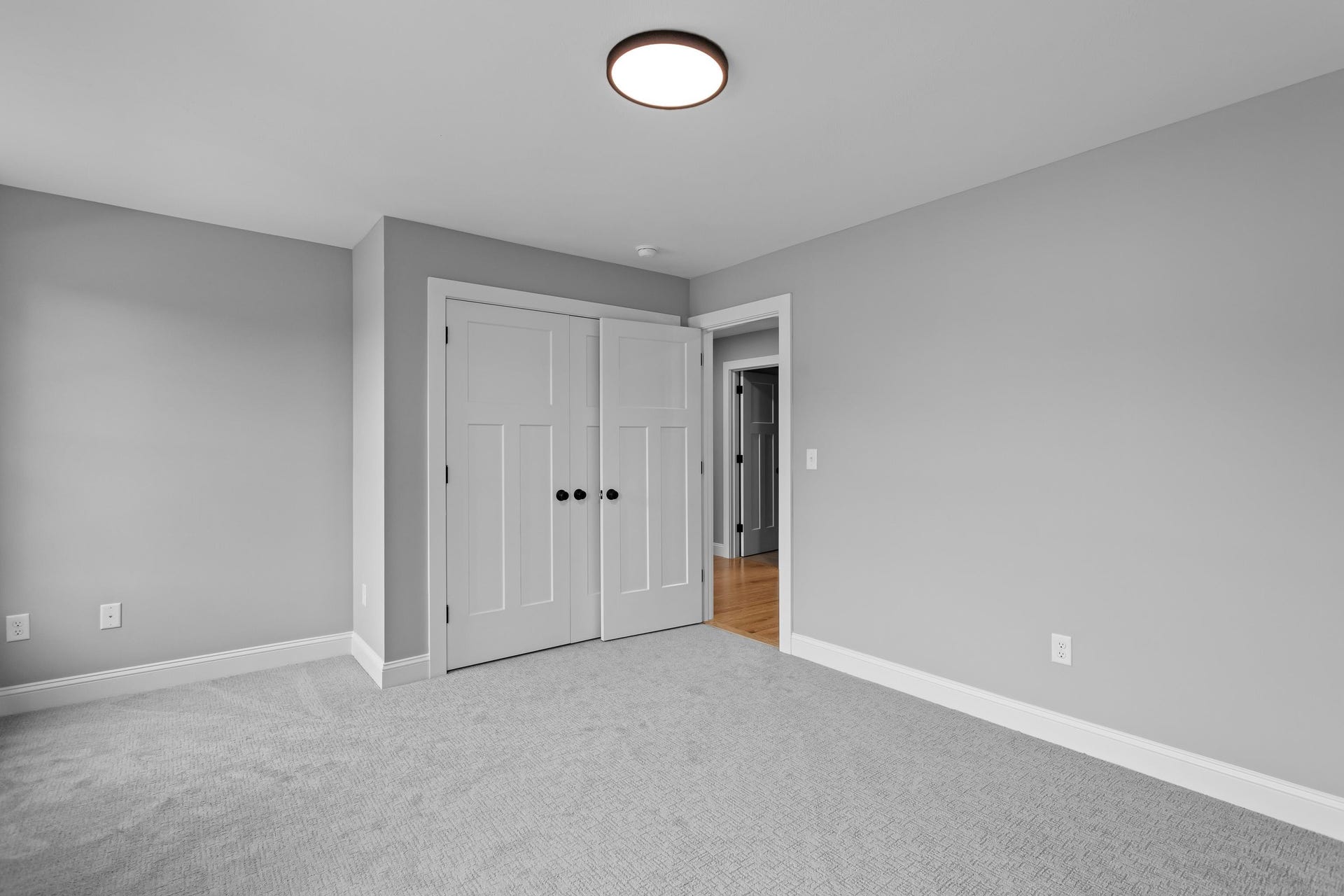 3 Cortland Street, Hooksett, NH 03106