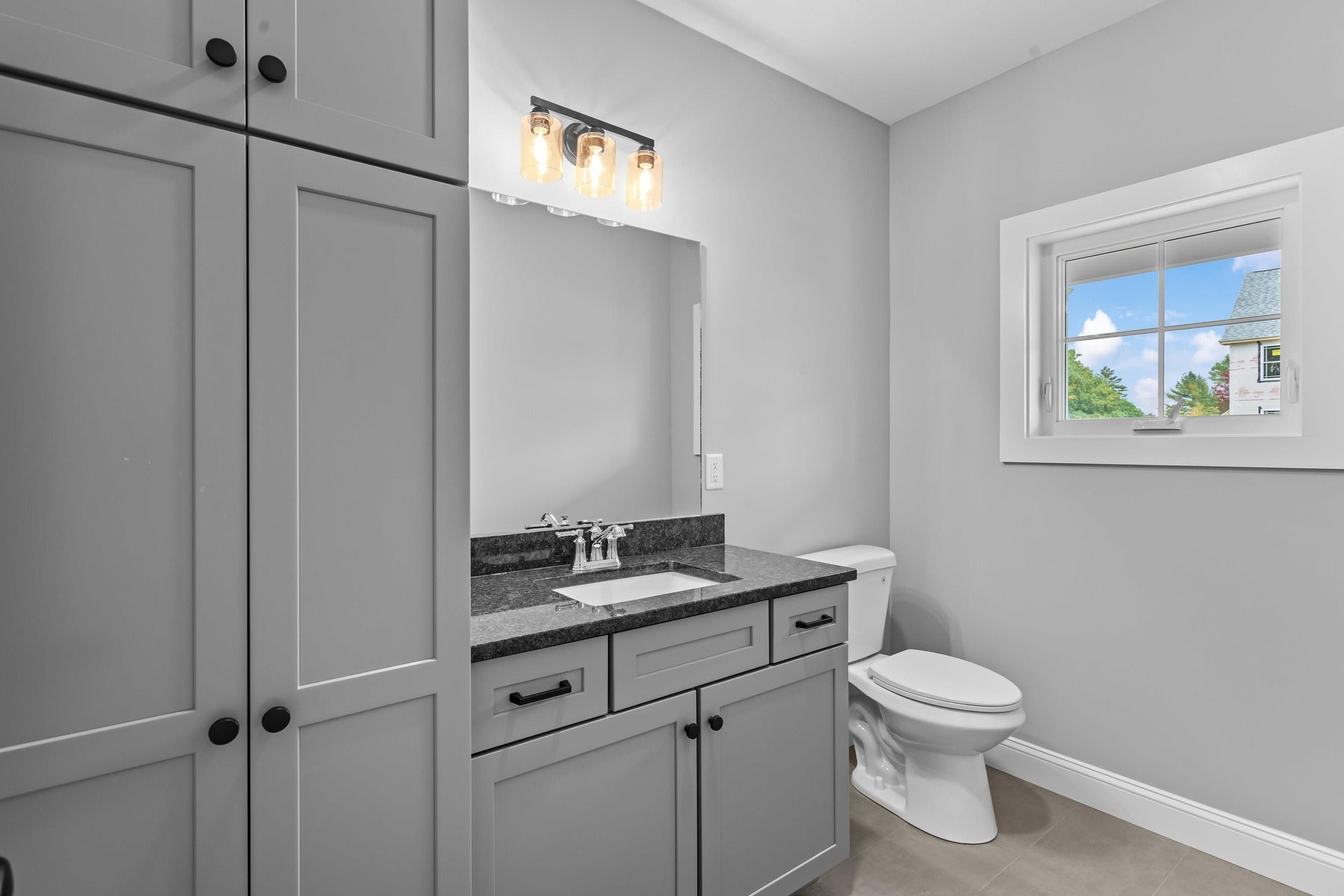 3 Cortland Street, Hooksett, NH 03106