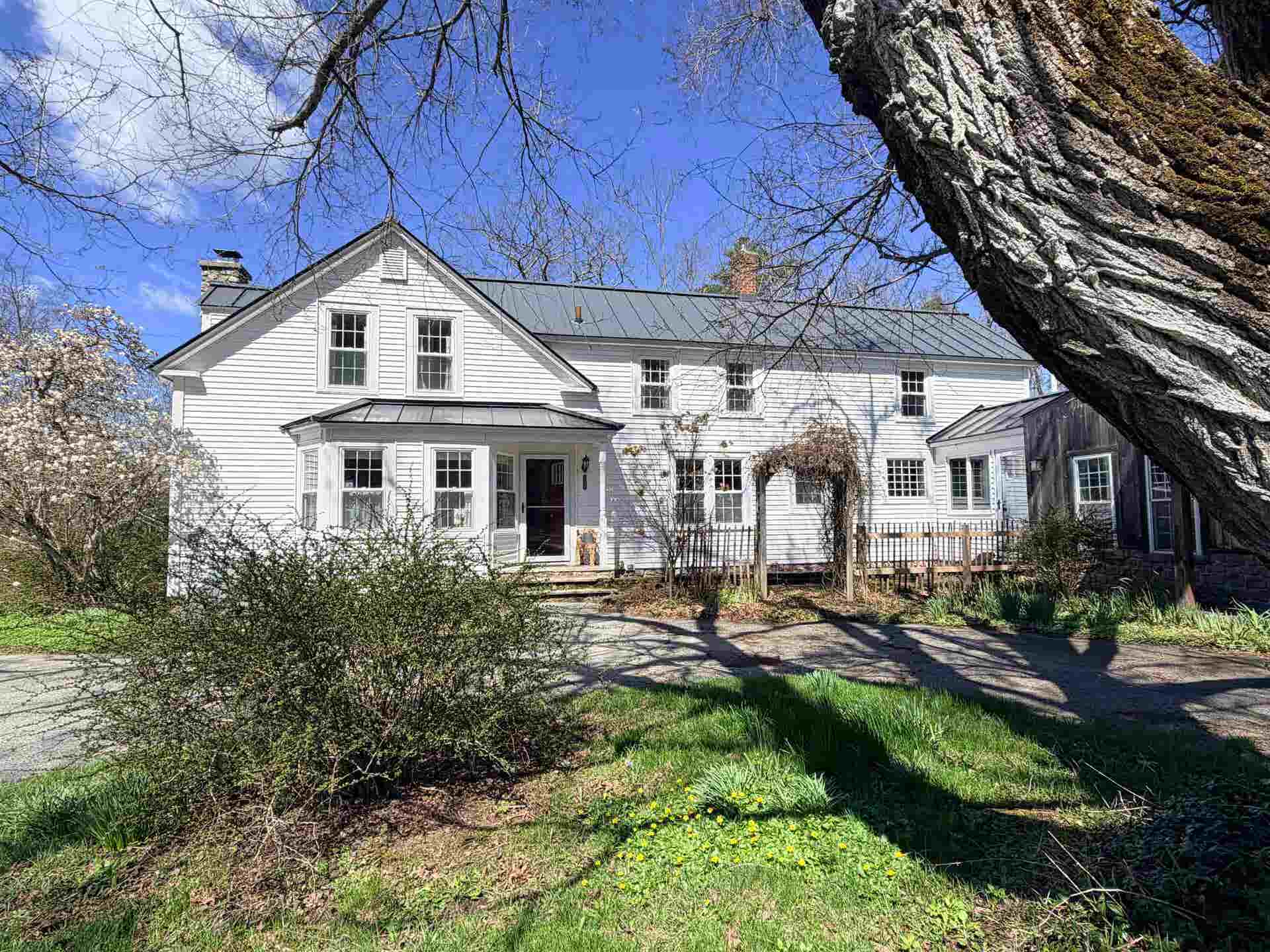 147 W Lake Road, Fitzwilliam, NH 03447