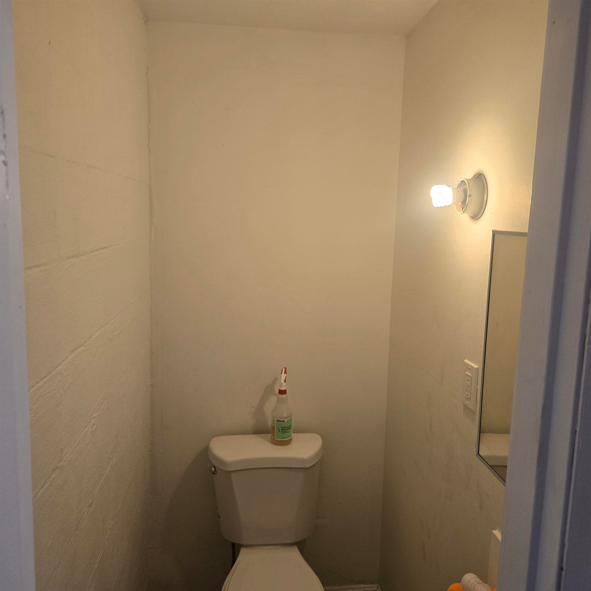 489 Maple, Manchester, NH 03104