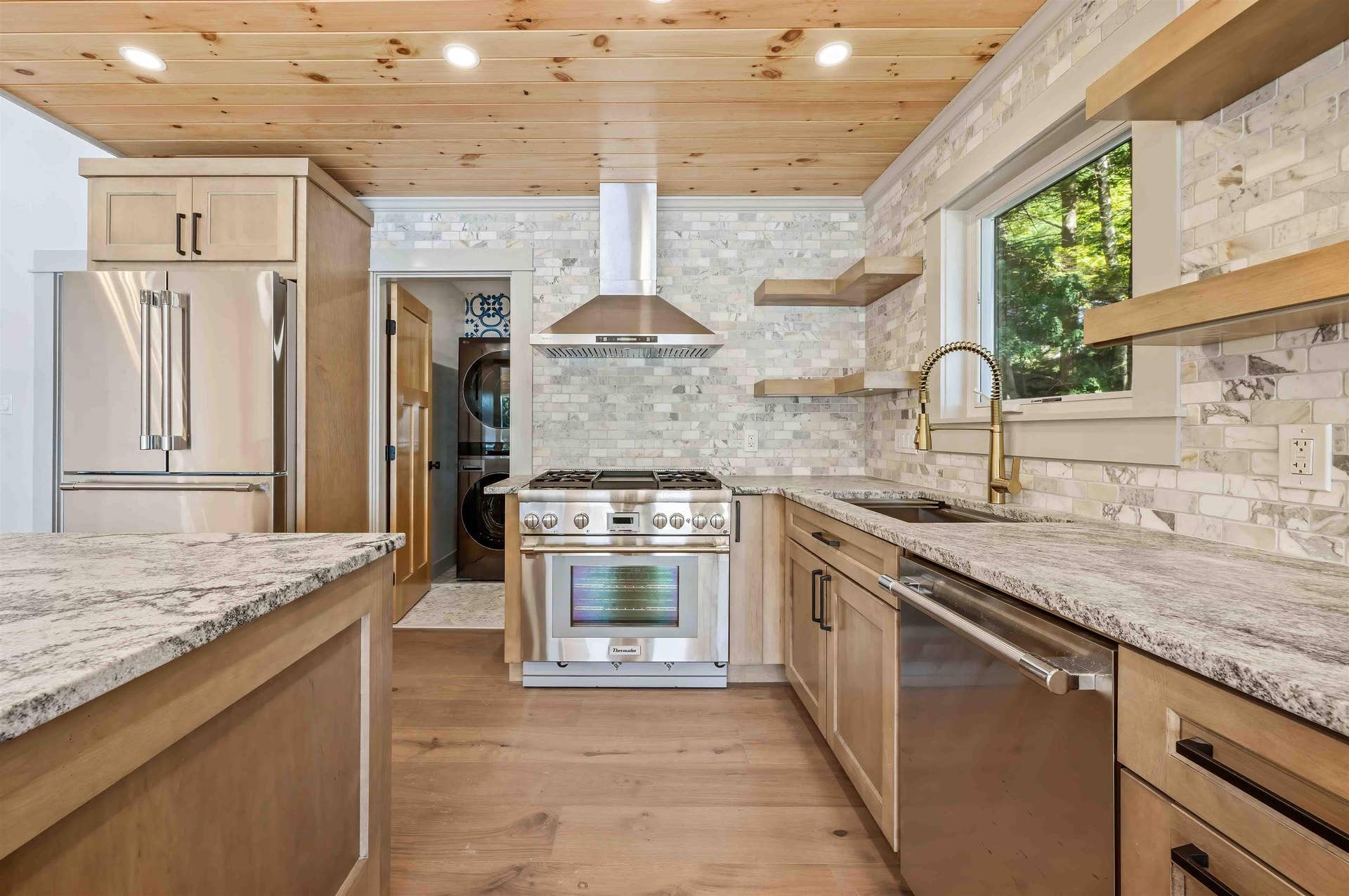 253 Lake Avenue, Sunapee, NH 03782