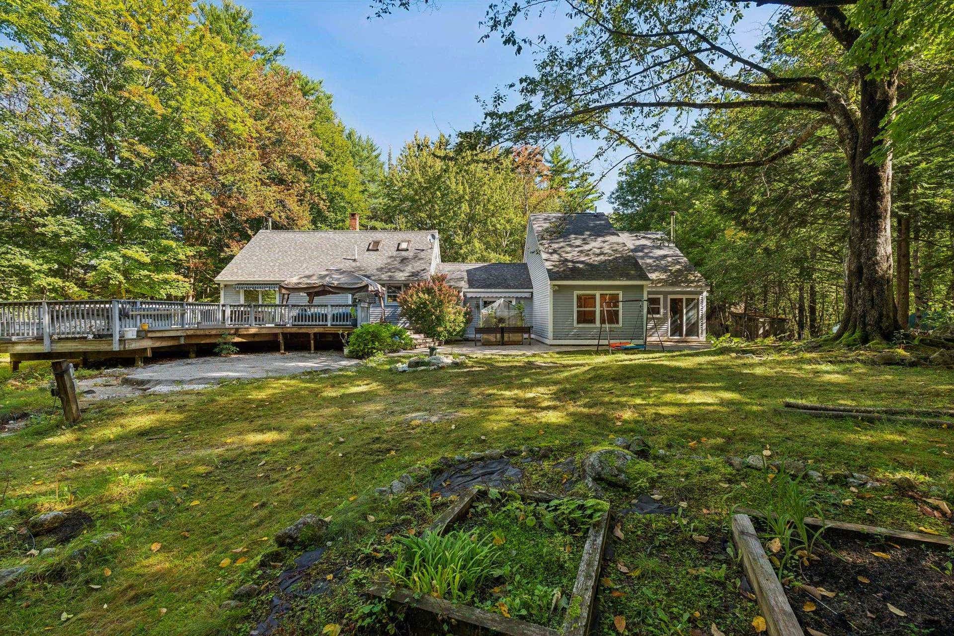 856 2Nd Nh Turnpike, Hillsborough, NH 03244