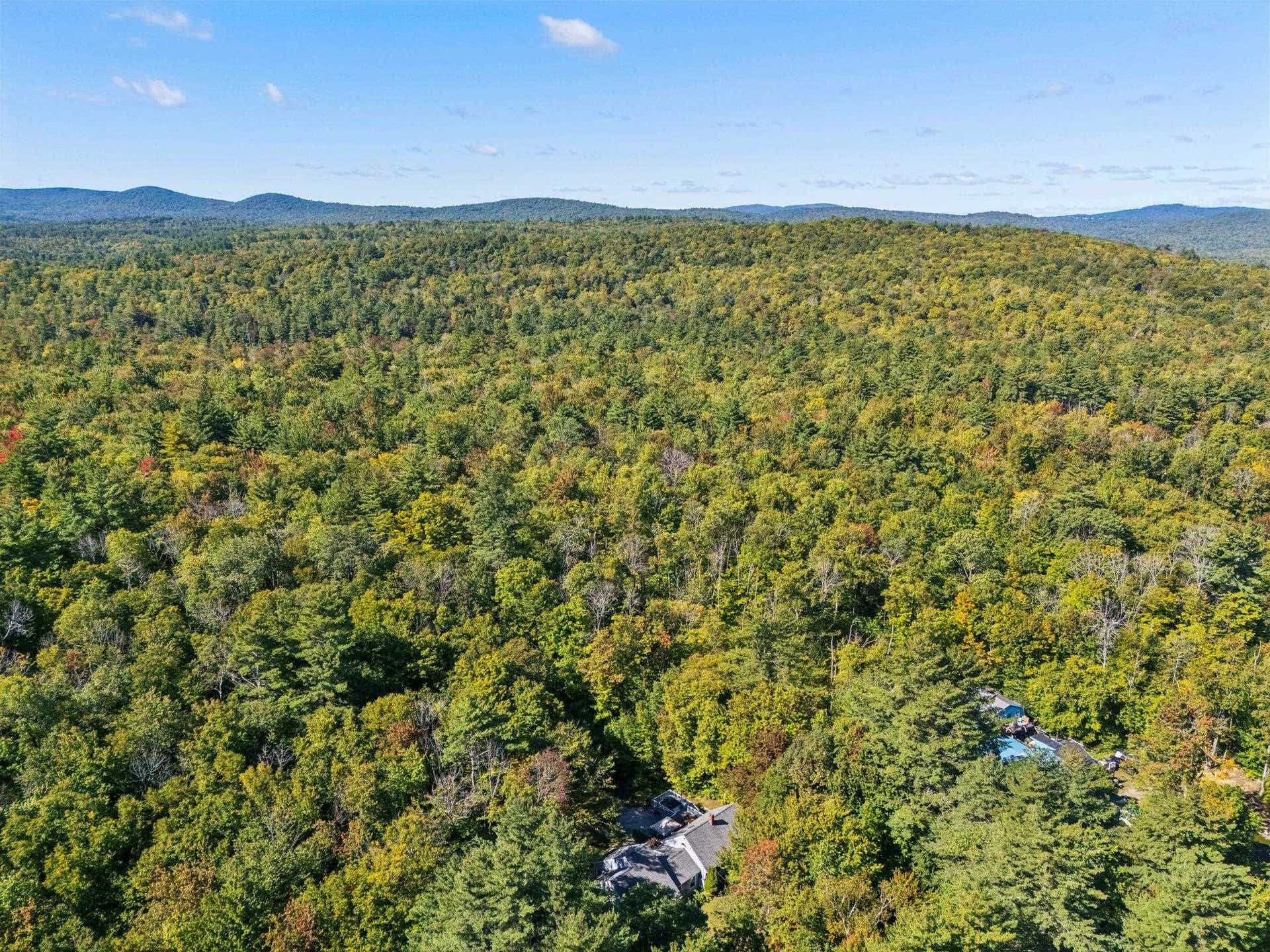 856 2Nd Nh Turnpike, Hillsborough, NH 03244
