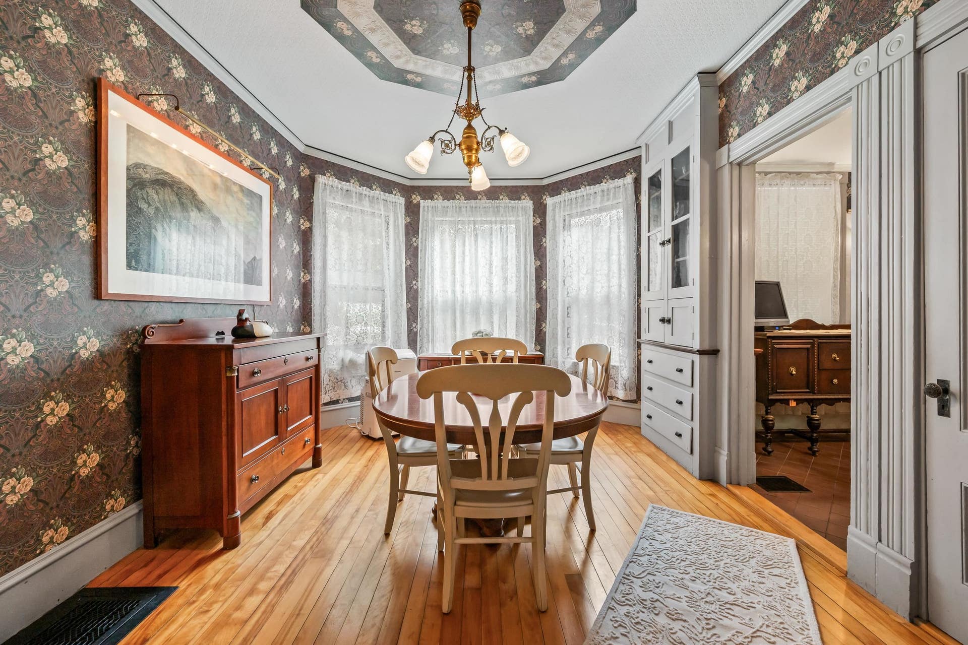 89 Bunker Hill Street, Lancaster, NH 03584
