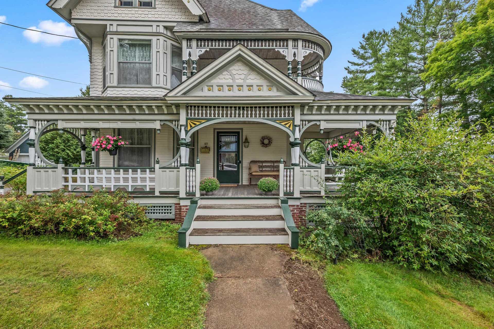 Carriage House