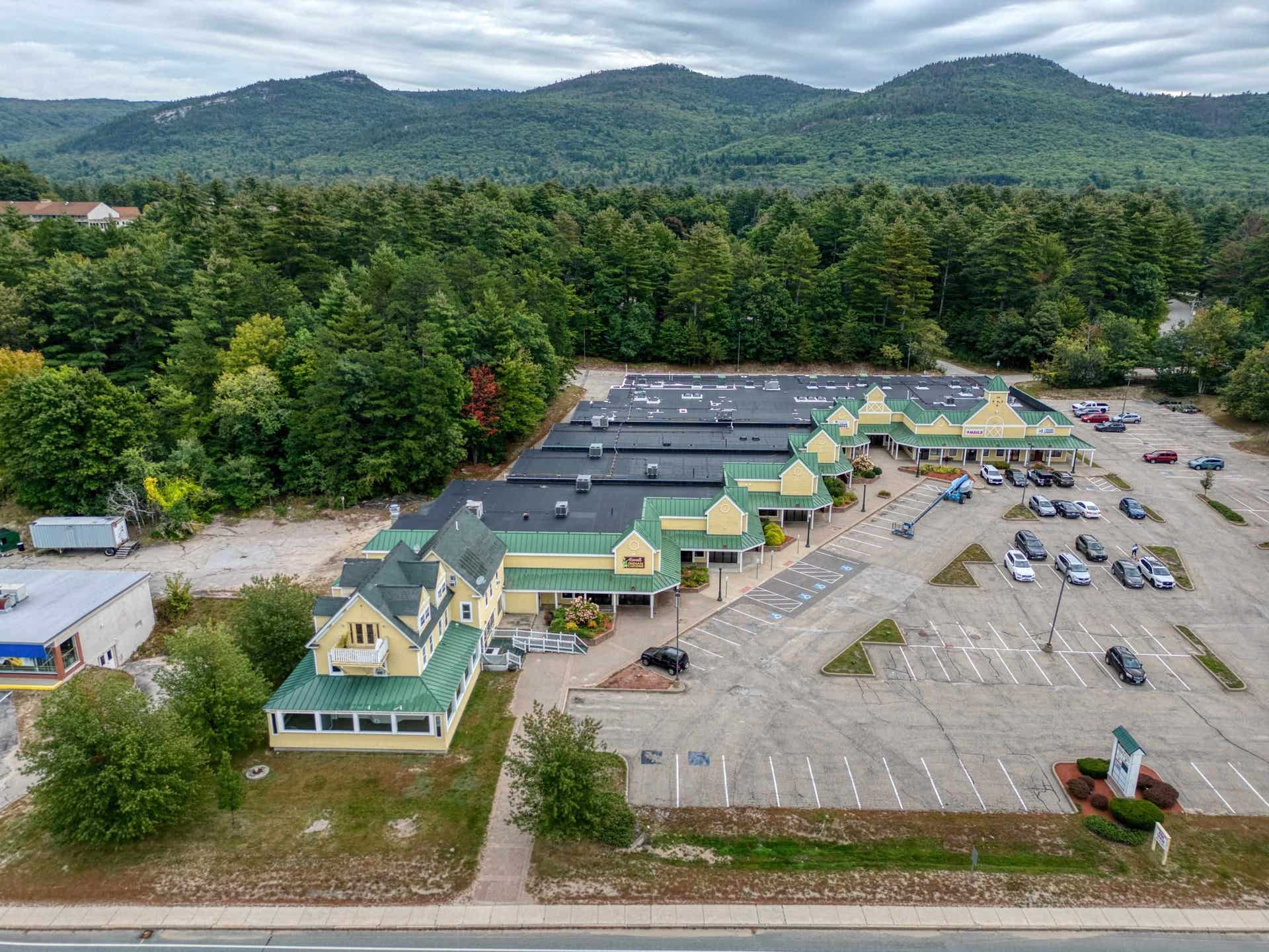 1857 White Mountain, #C&D, Conway, NH 03860