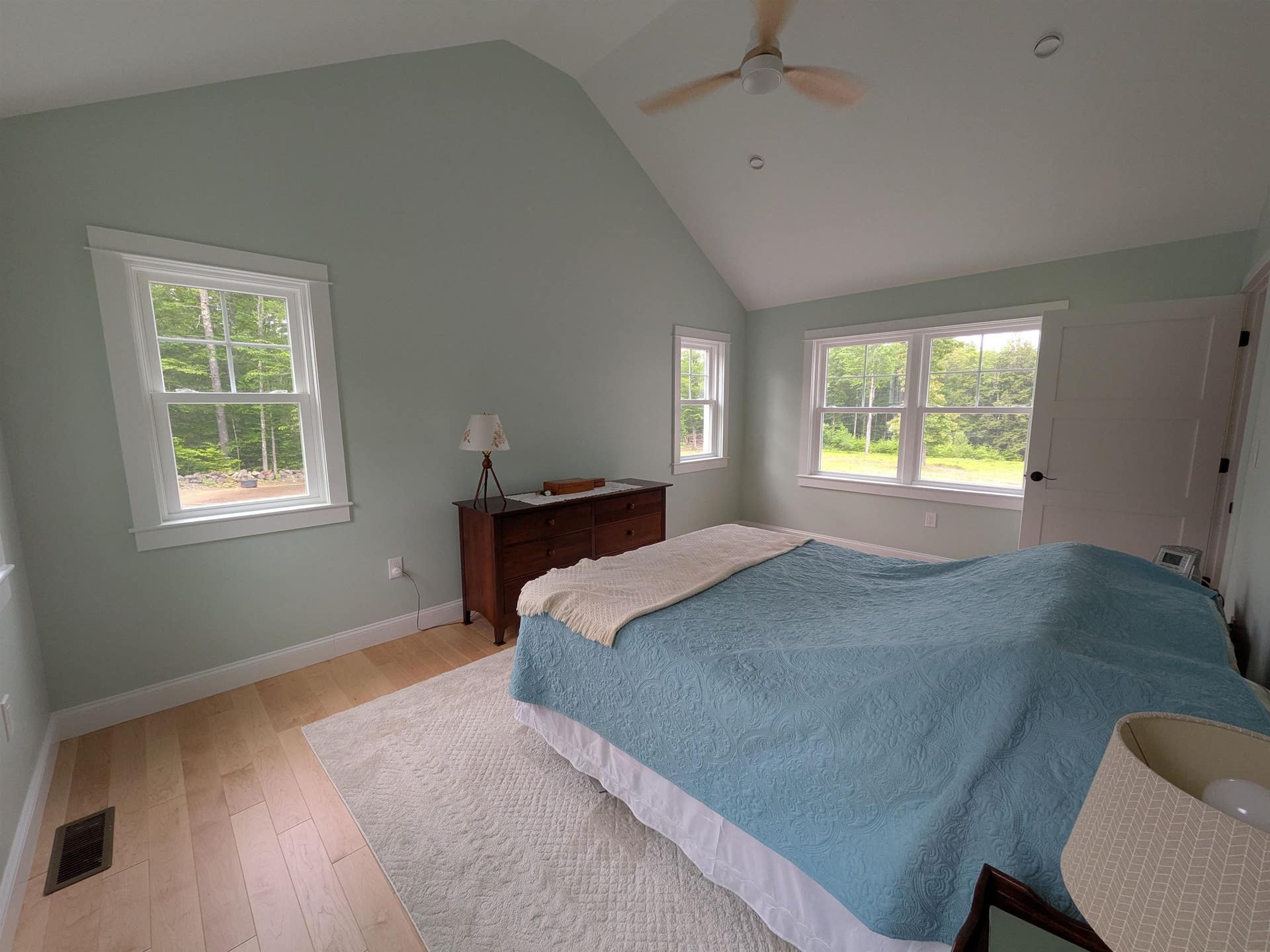 107 Sawyer Lake Road, Gilmanton, NH 03237