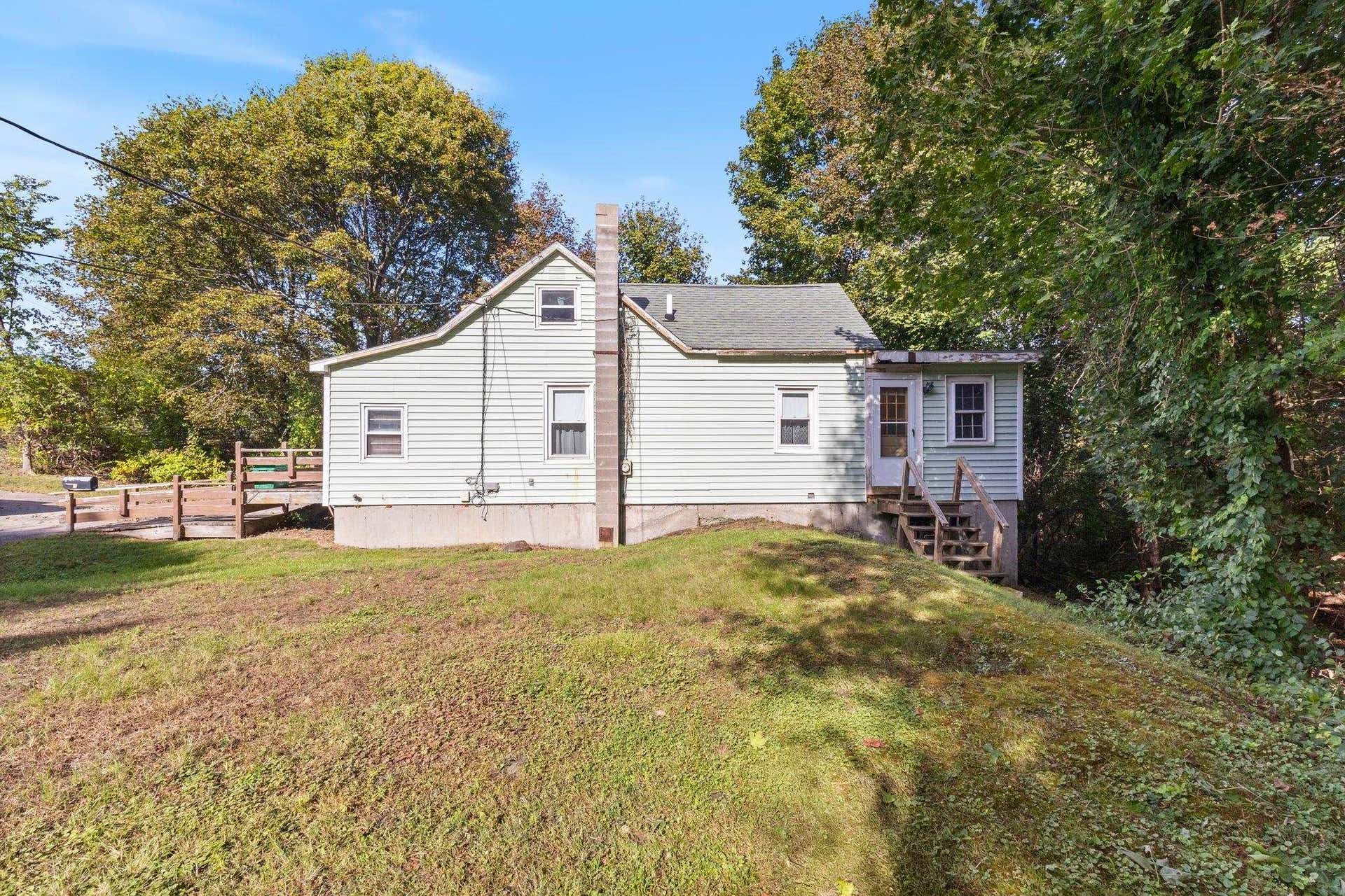 374 Kearsarge Way, Portsmouth, NH 03801