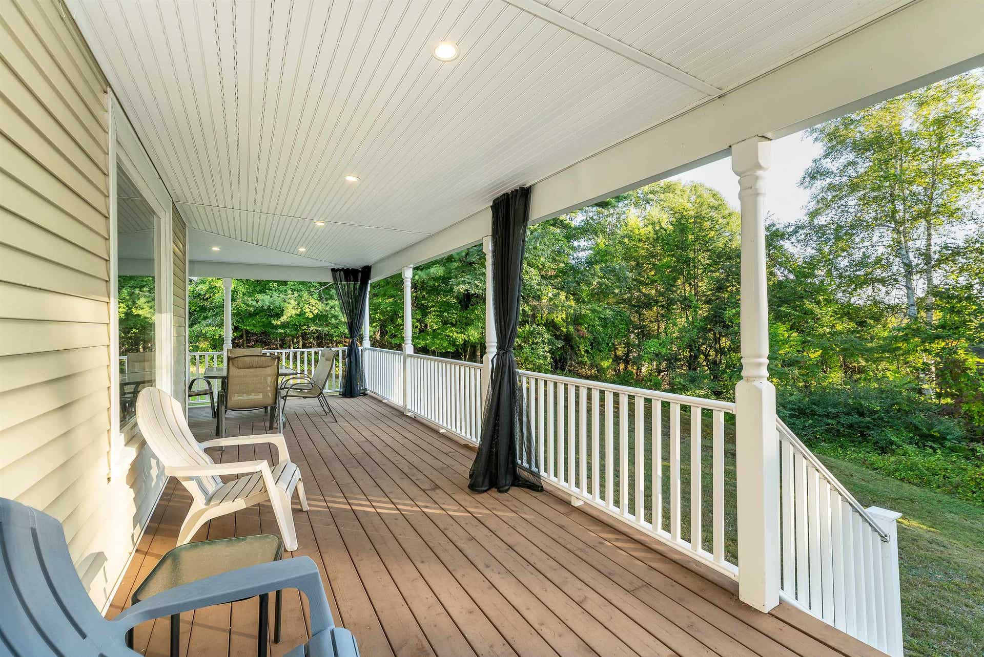 85 Governor Wentworth Highway, Tuftonboro, NH 03816