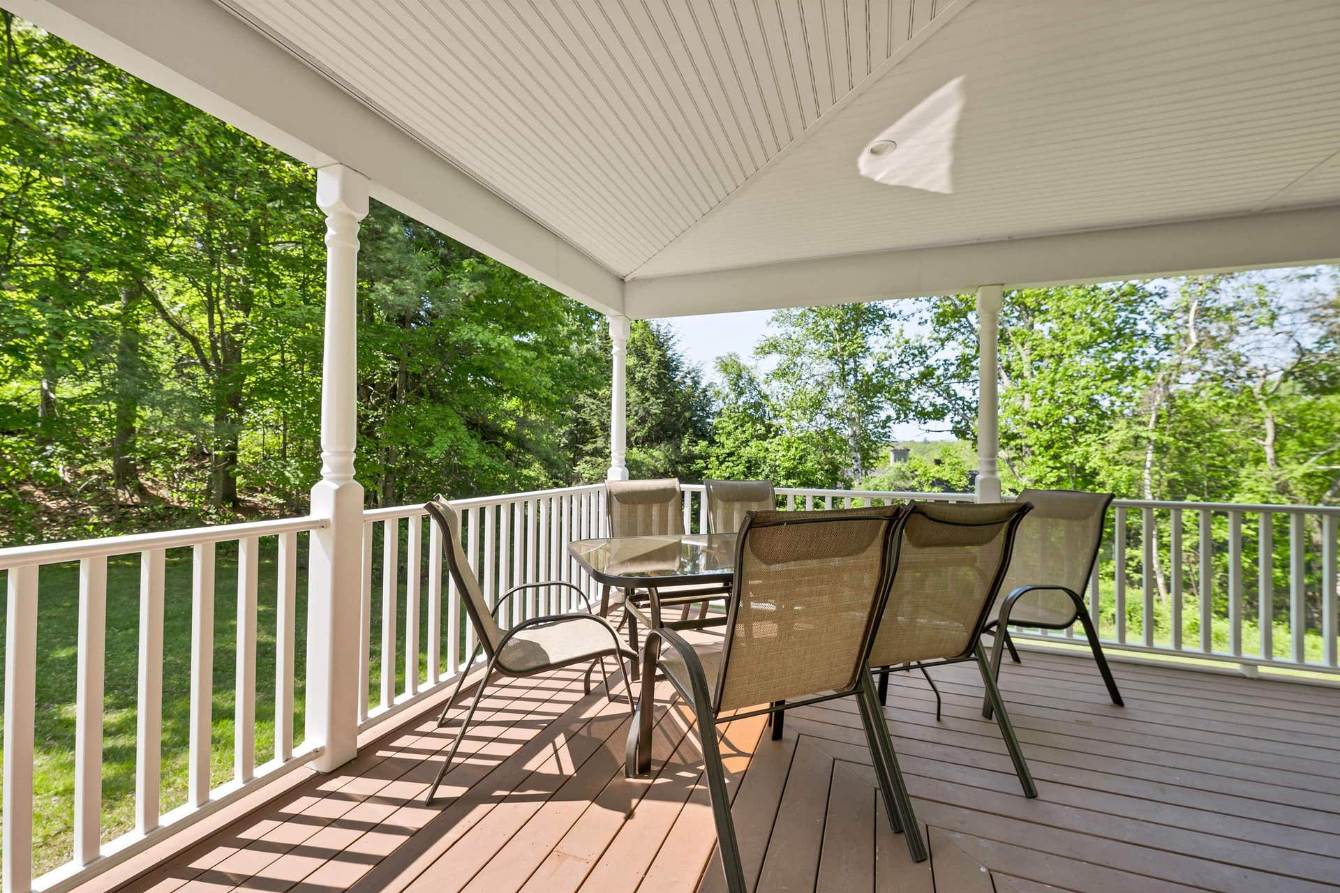 85 Governor Wentworth Highway, Tuftonboro, NH 03816