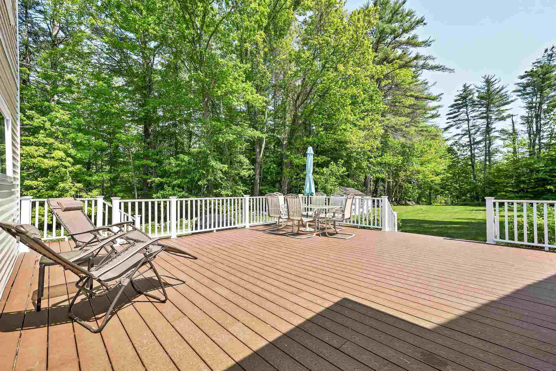 85 Governor Wentworth Highway, Tuftonboro, NH 03816