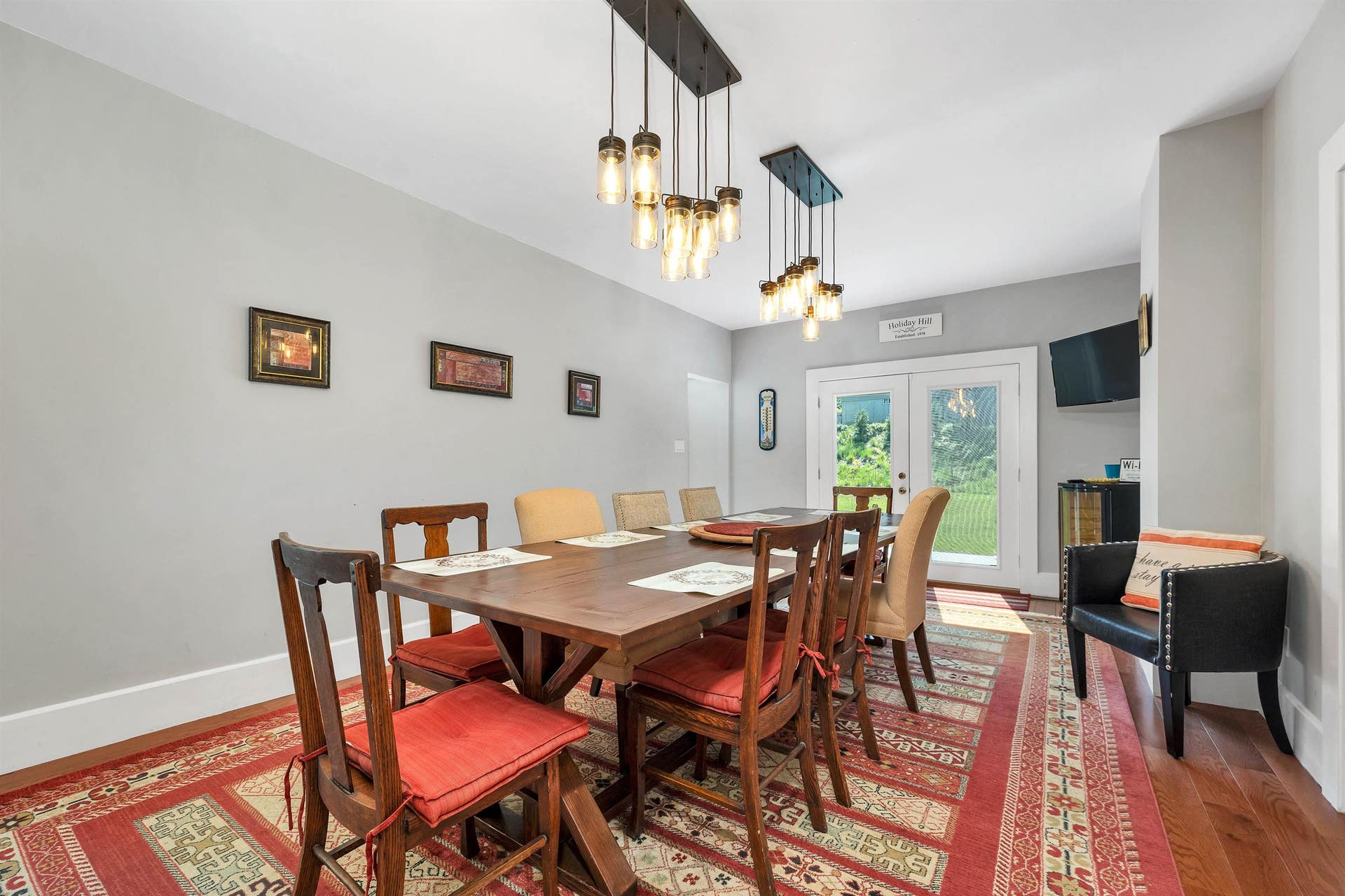 85 Governor Wentworth Highway, Tuftonboro, NH 03816
