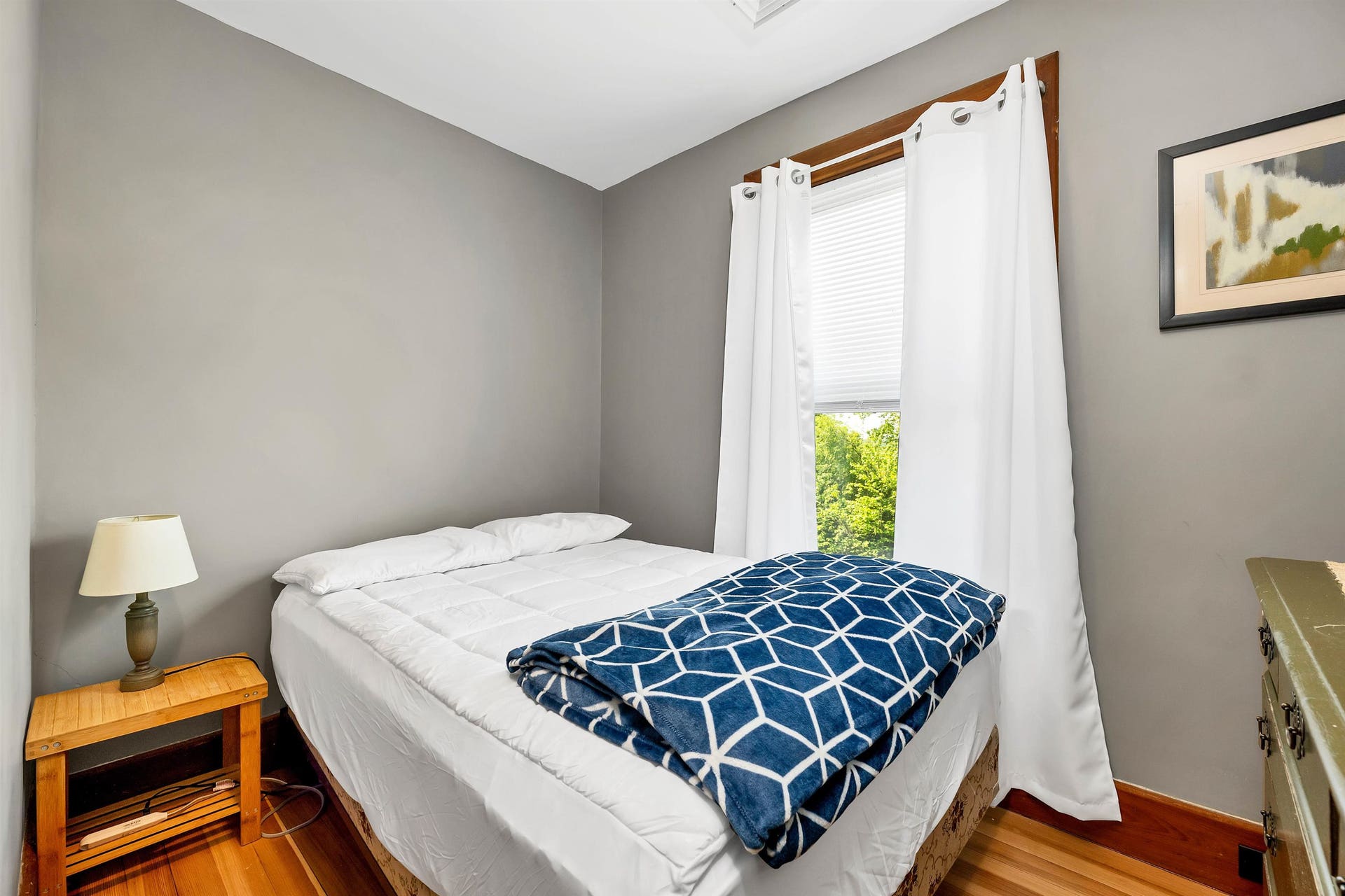 85 Governor Wentworth Highway, Tuftonboro, NH 03816